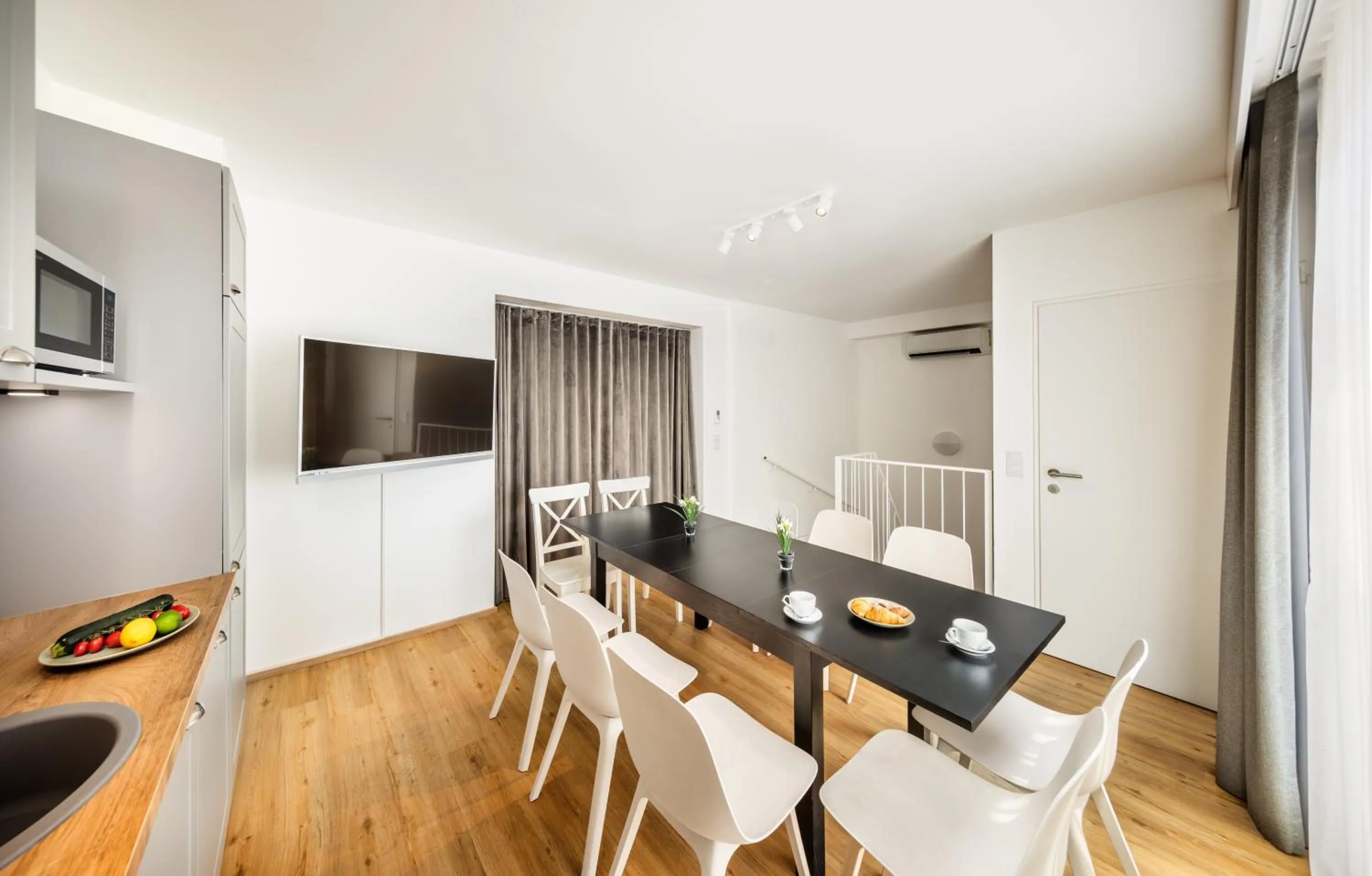 kitchen in Jimmy's Apartments Dandelion