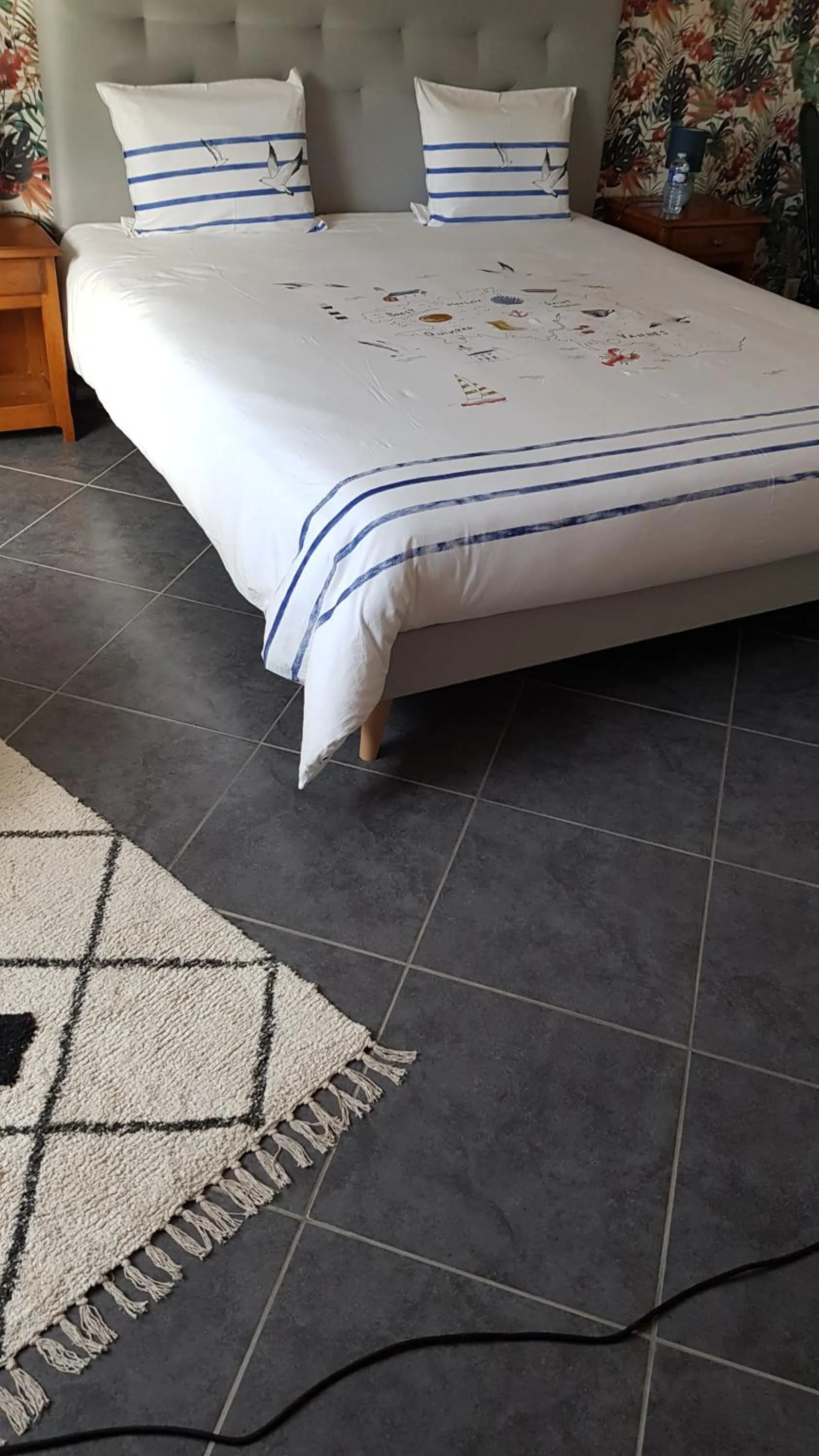 Bedroom, Bed in Les Korrigans