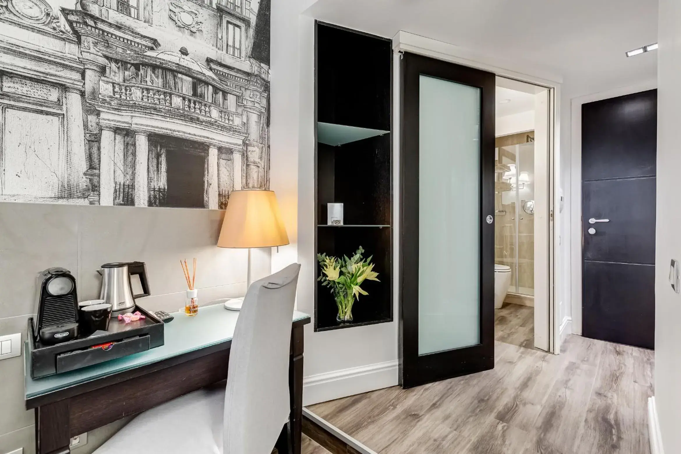 Double Room in Residenza A -Via Veneto Fashion Rooms -self check-in Double Room in Residenza A -Via Veneto Fashion Rooms -self check-in