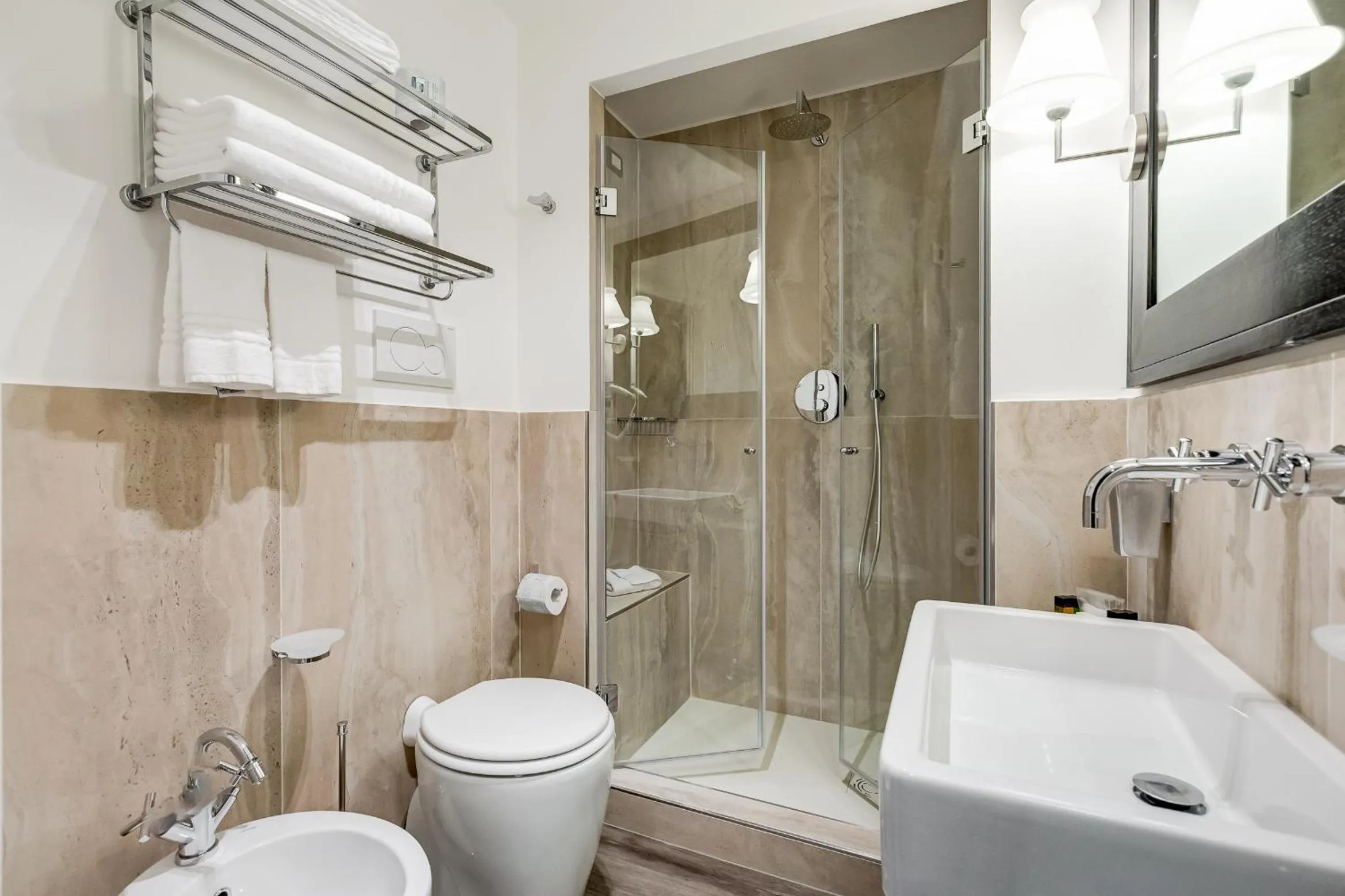 Residenza A -Via Veneto Fashion Rooms -self check-in