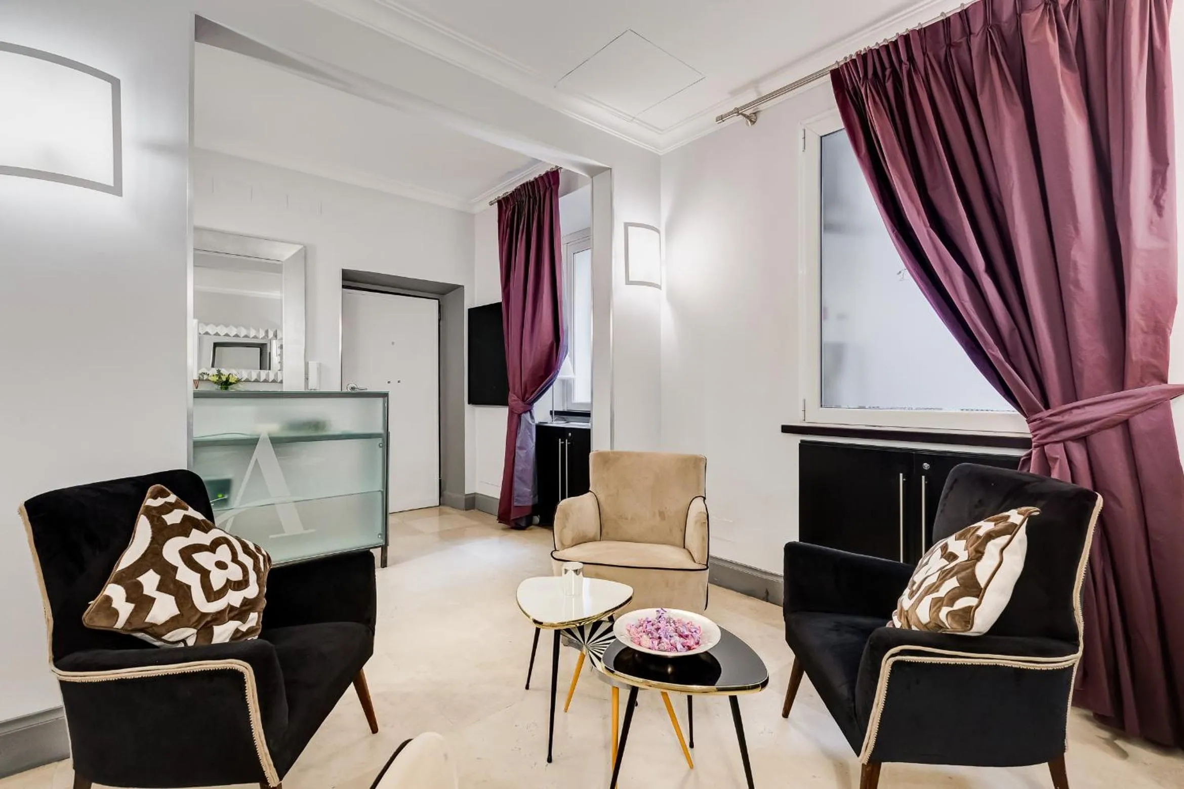 Residenza A -Via Veneto Fashion Rooms -self check-in