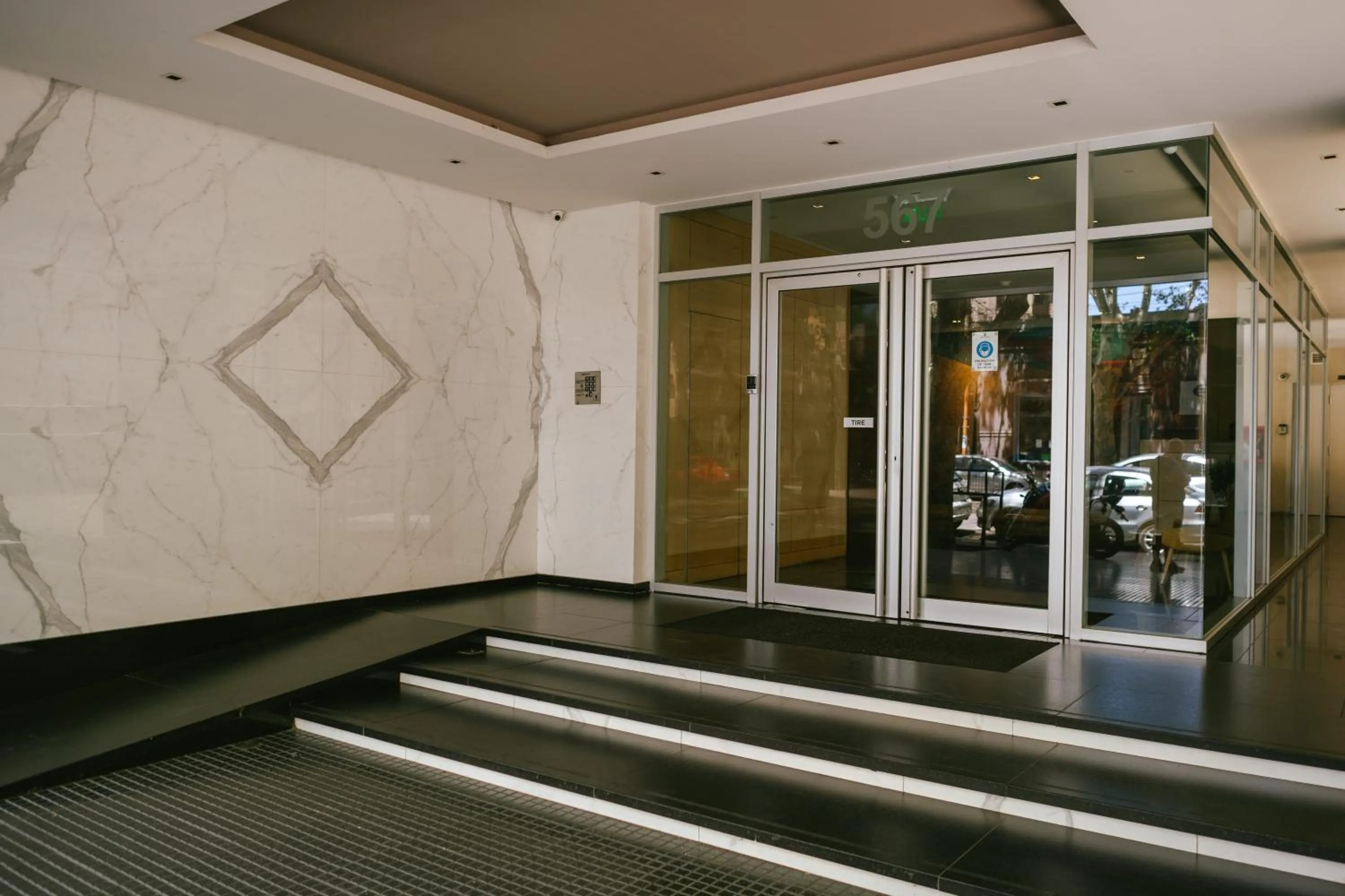 Facade/entrance in Le Montreal Apartments