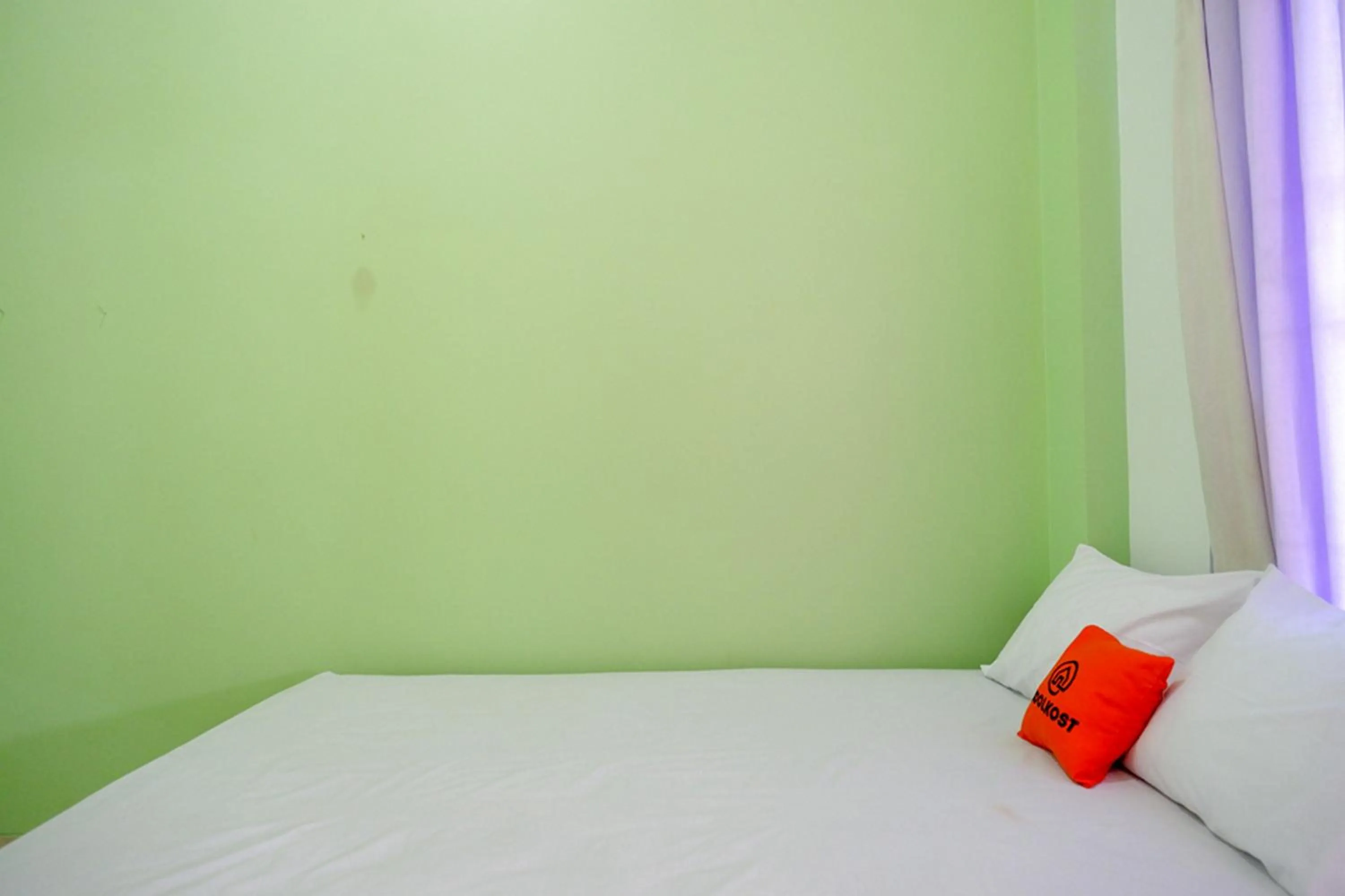 Bed in KoolKost @ Majapahit Area Semarang (Minimum Stay 30 Nights)