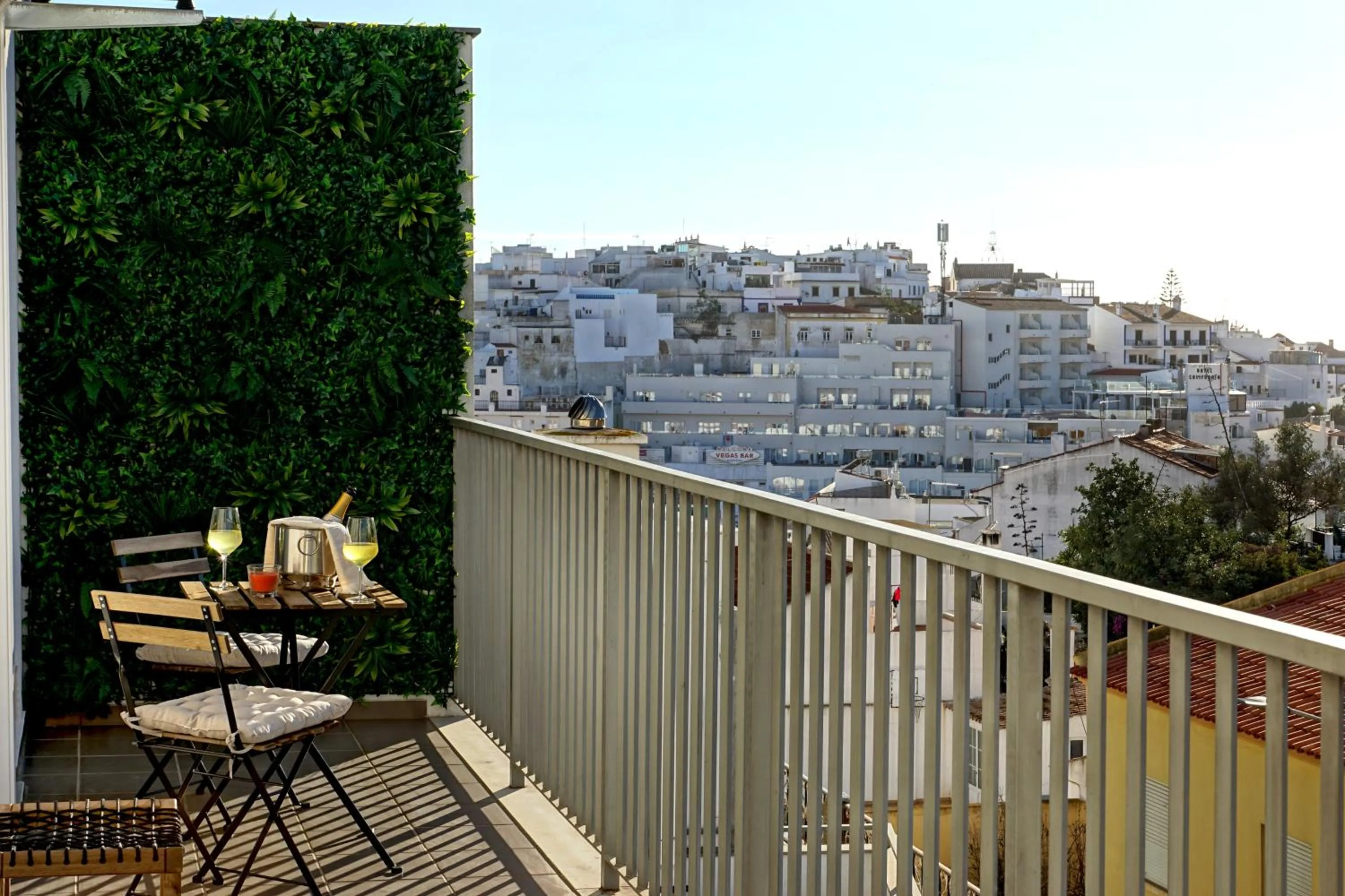 RoofTop OldTown Residence