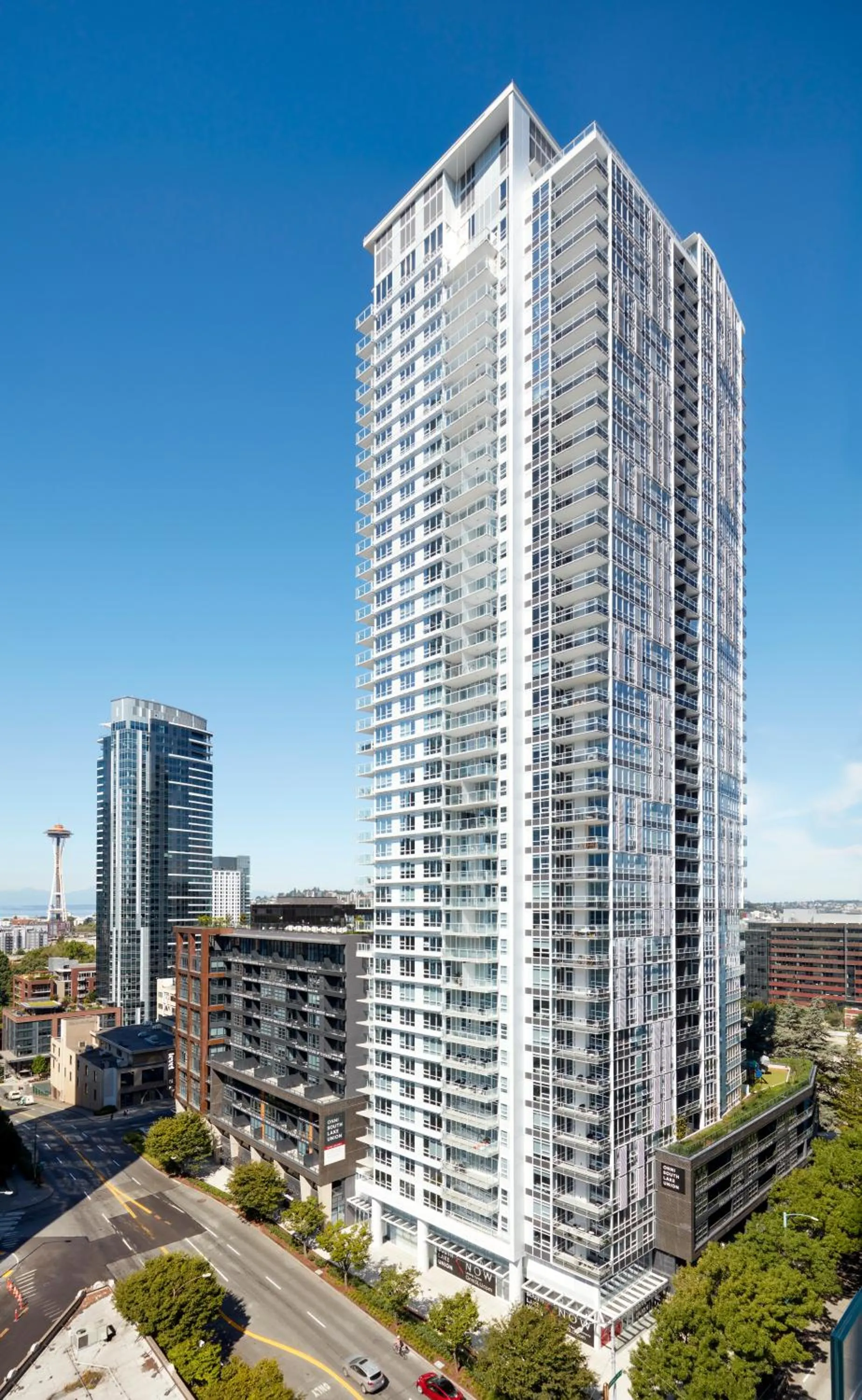 Property building in Level Seattle Downtown - South Lake Union