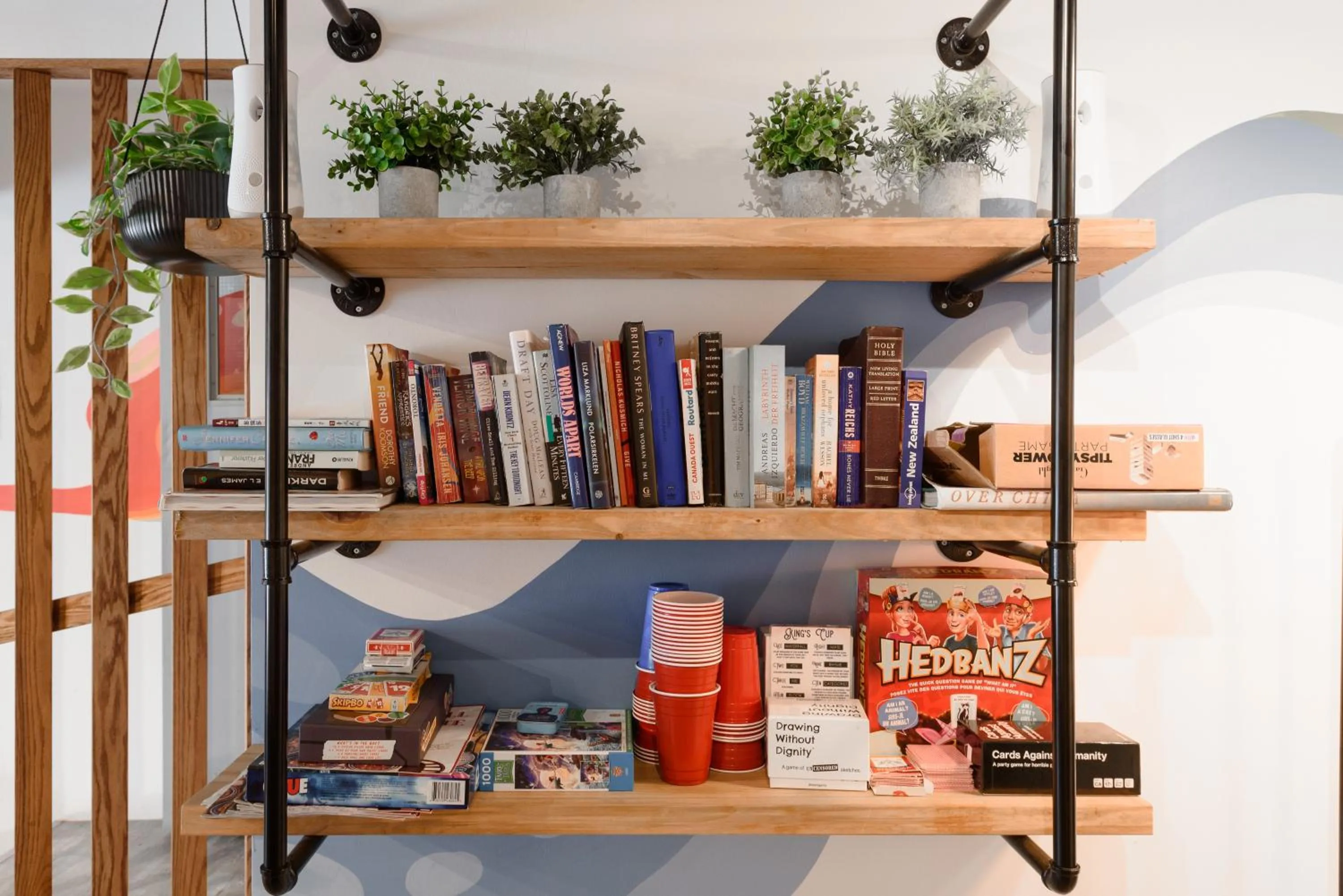 Communal lounge/ TV room in Samesun Toronto