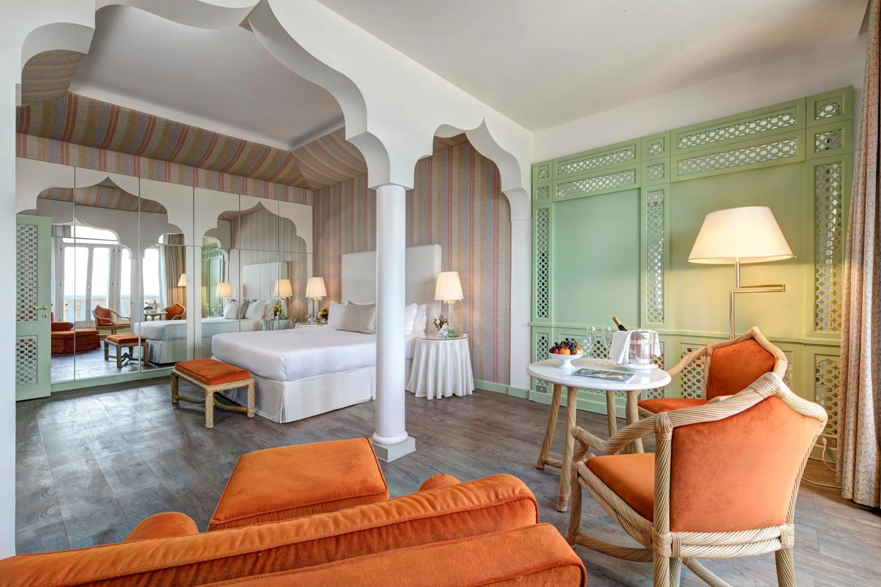 Photo of the whole room, Bed in Hotel Excelsior Venice