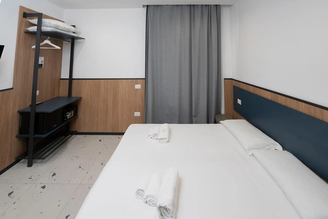 Bed in Mia Suites Hotel Bella Capri