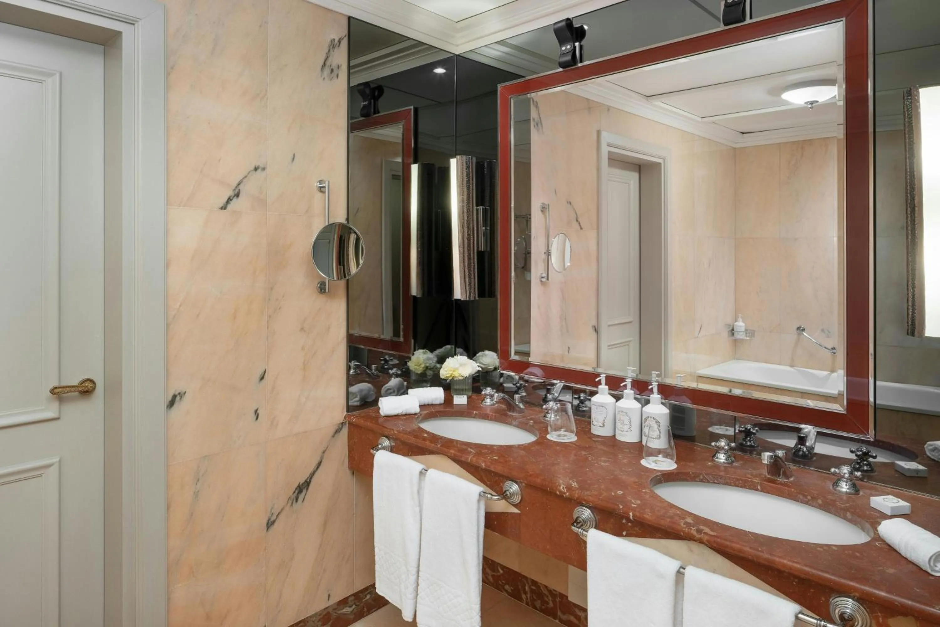 Bathroom in The Excelsior, a Luxury Collection Hotel, Florence
