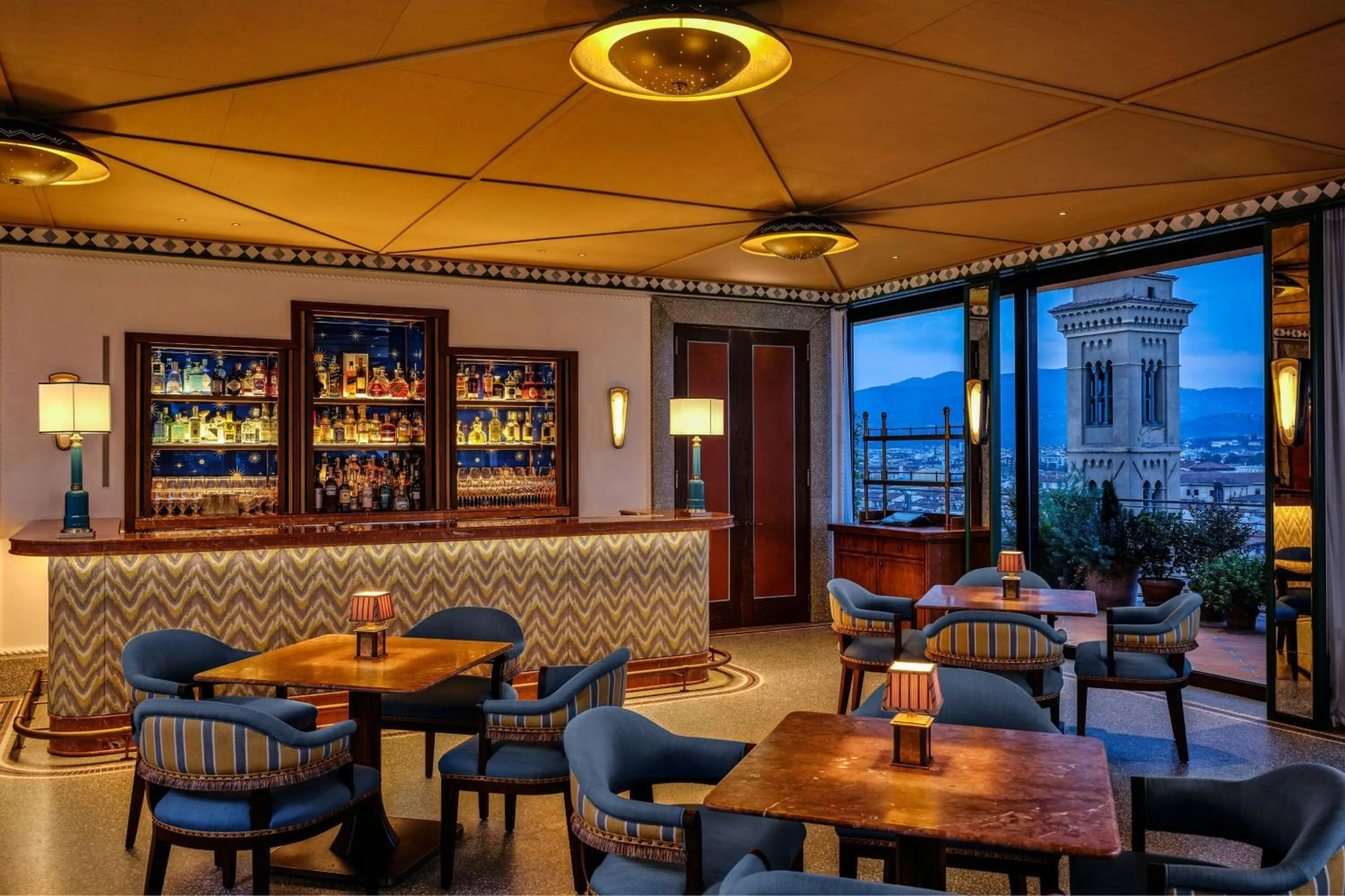 Lounge or bar in The Excelsior, a Luxury Collection Hotel, Florence