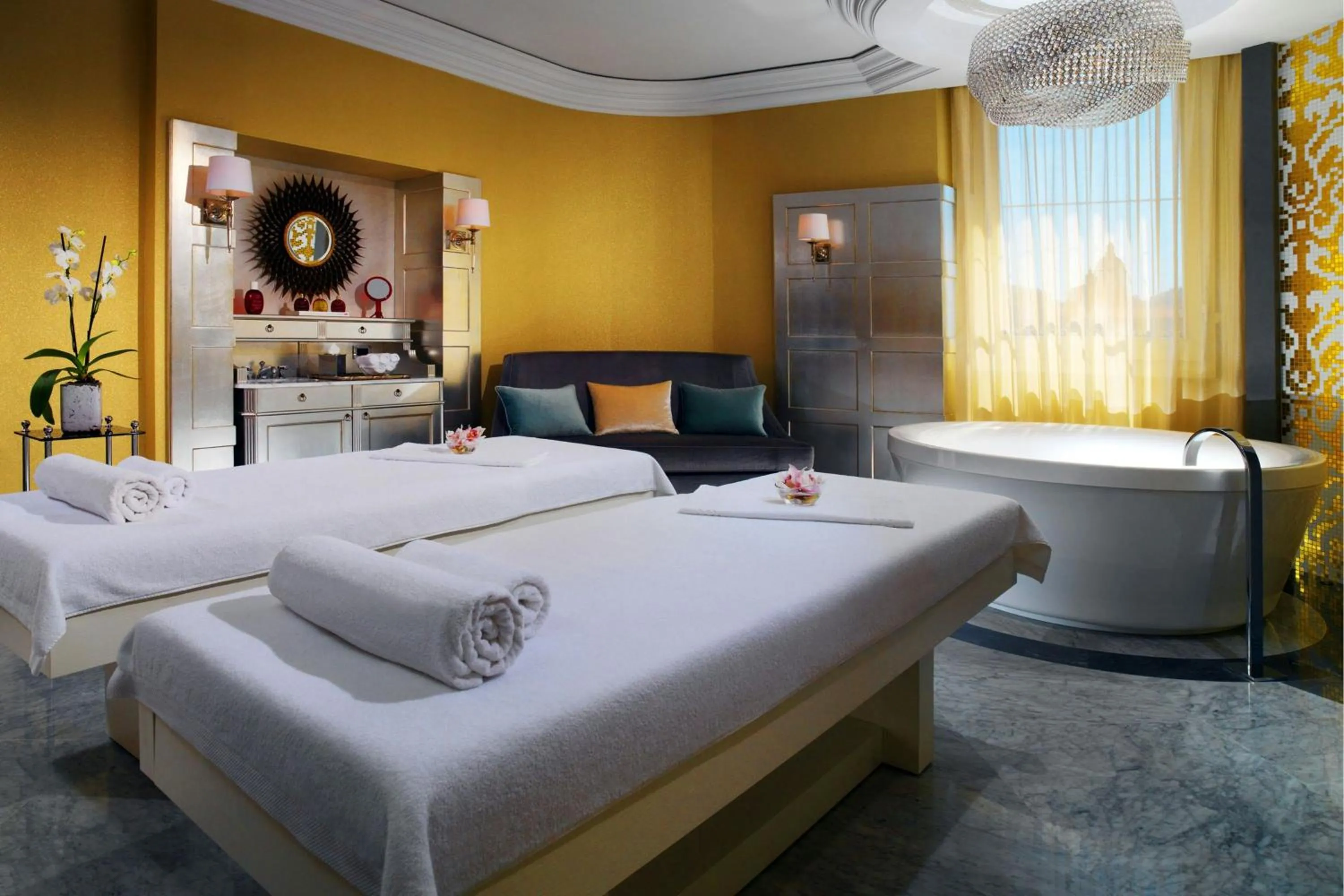 Fitness centre/facilities, Bed in The St. Regis Florence