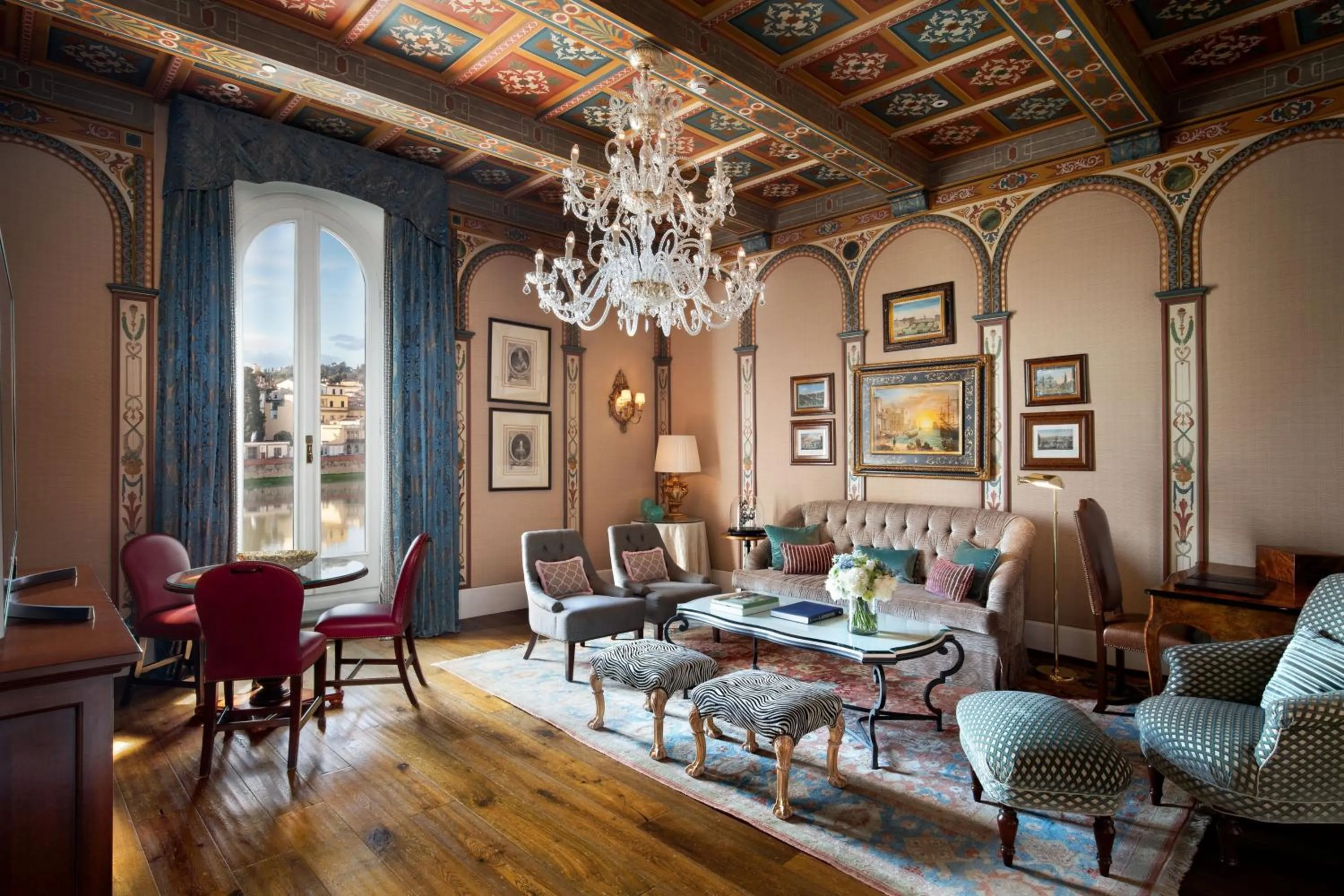Living room in The St. Regis Florence