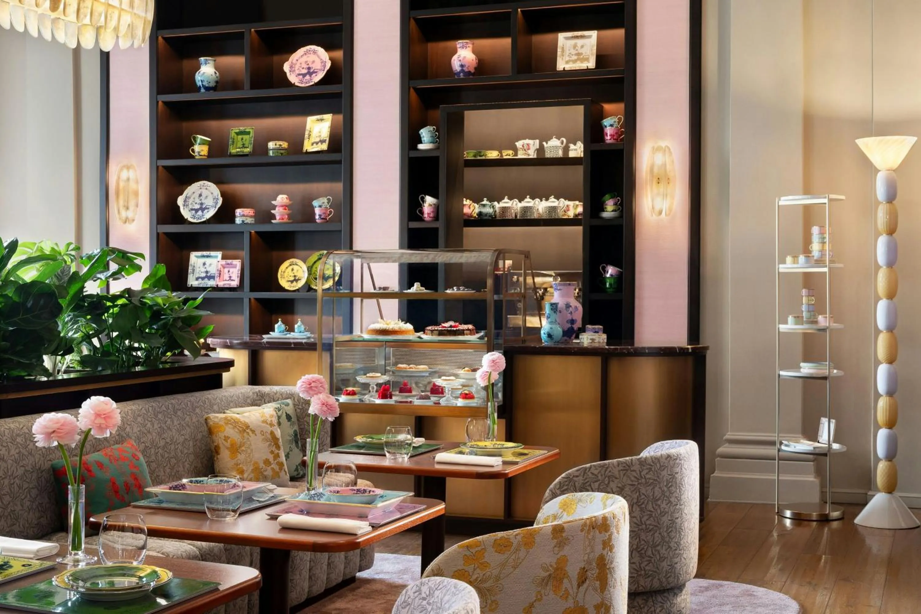 Restaurant/places to eat in The St. Regis Florence