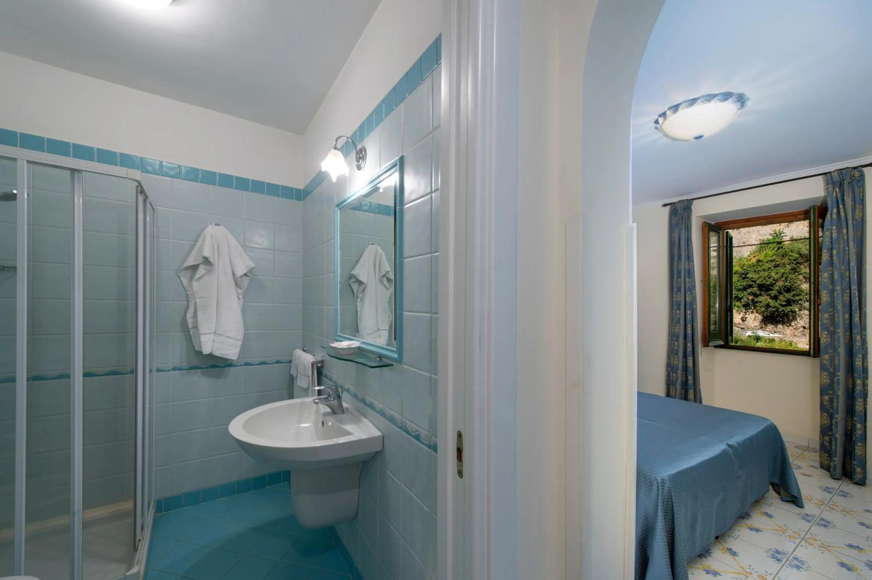 Bathroom in Hotel La Pergola