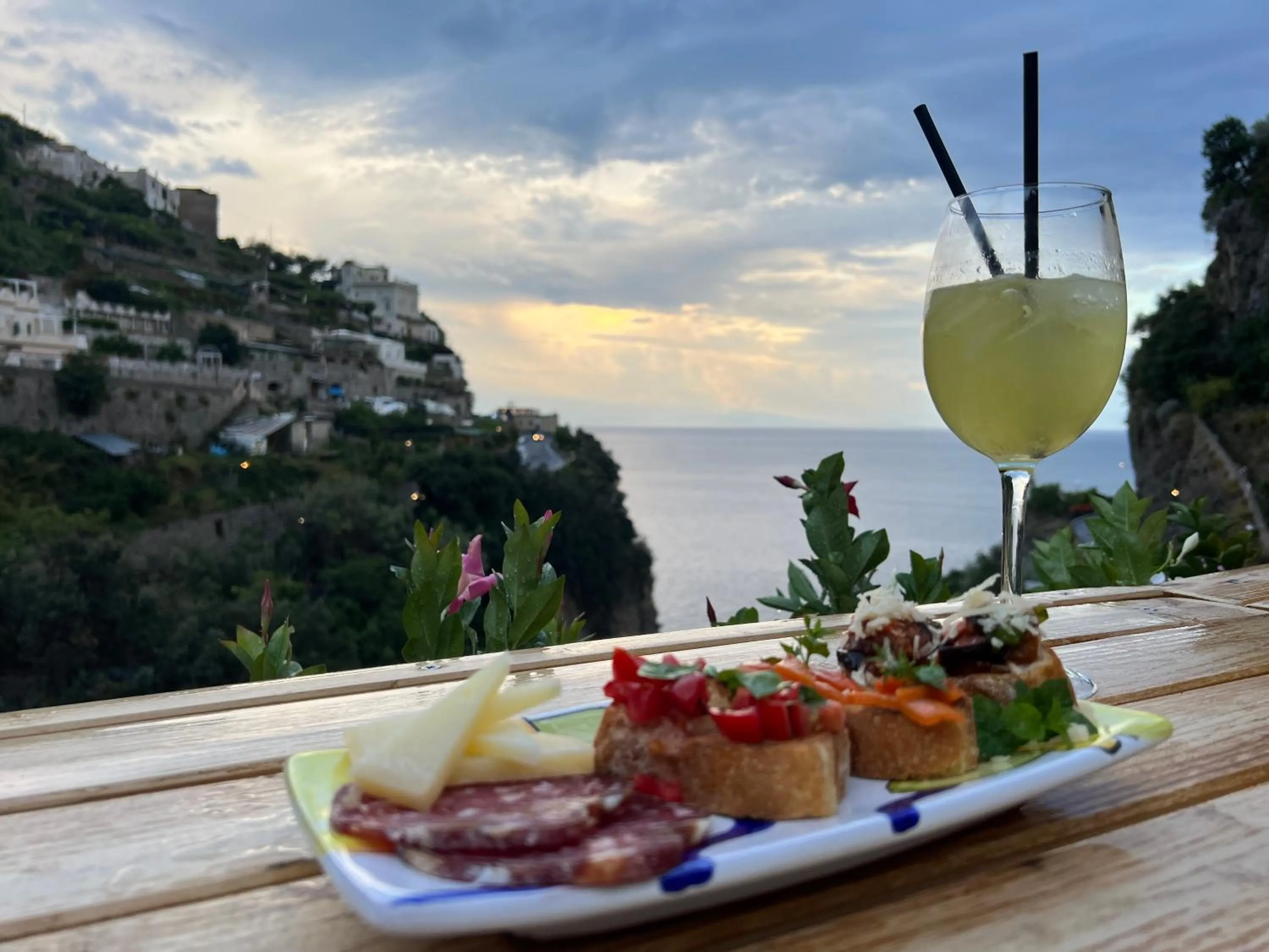Lounge or bar in Hotel La Pergola