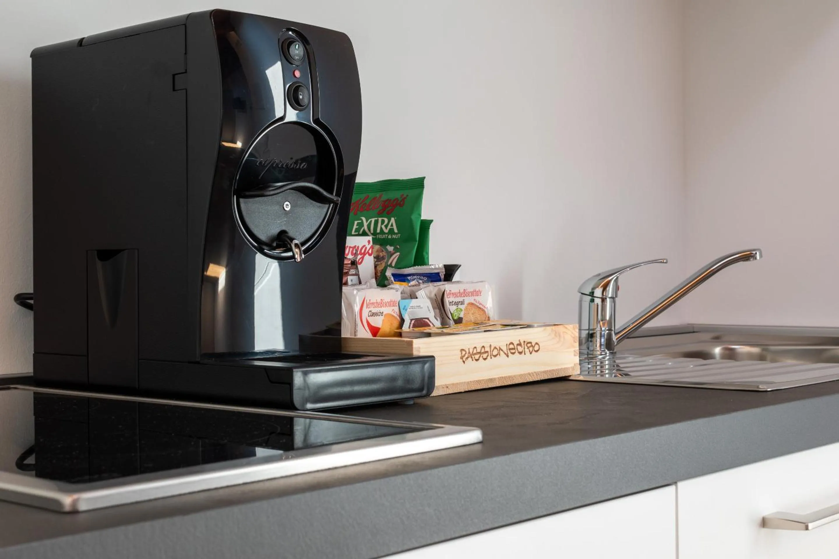 Coffee/tea facilities in Superior Beach Aparthotel