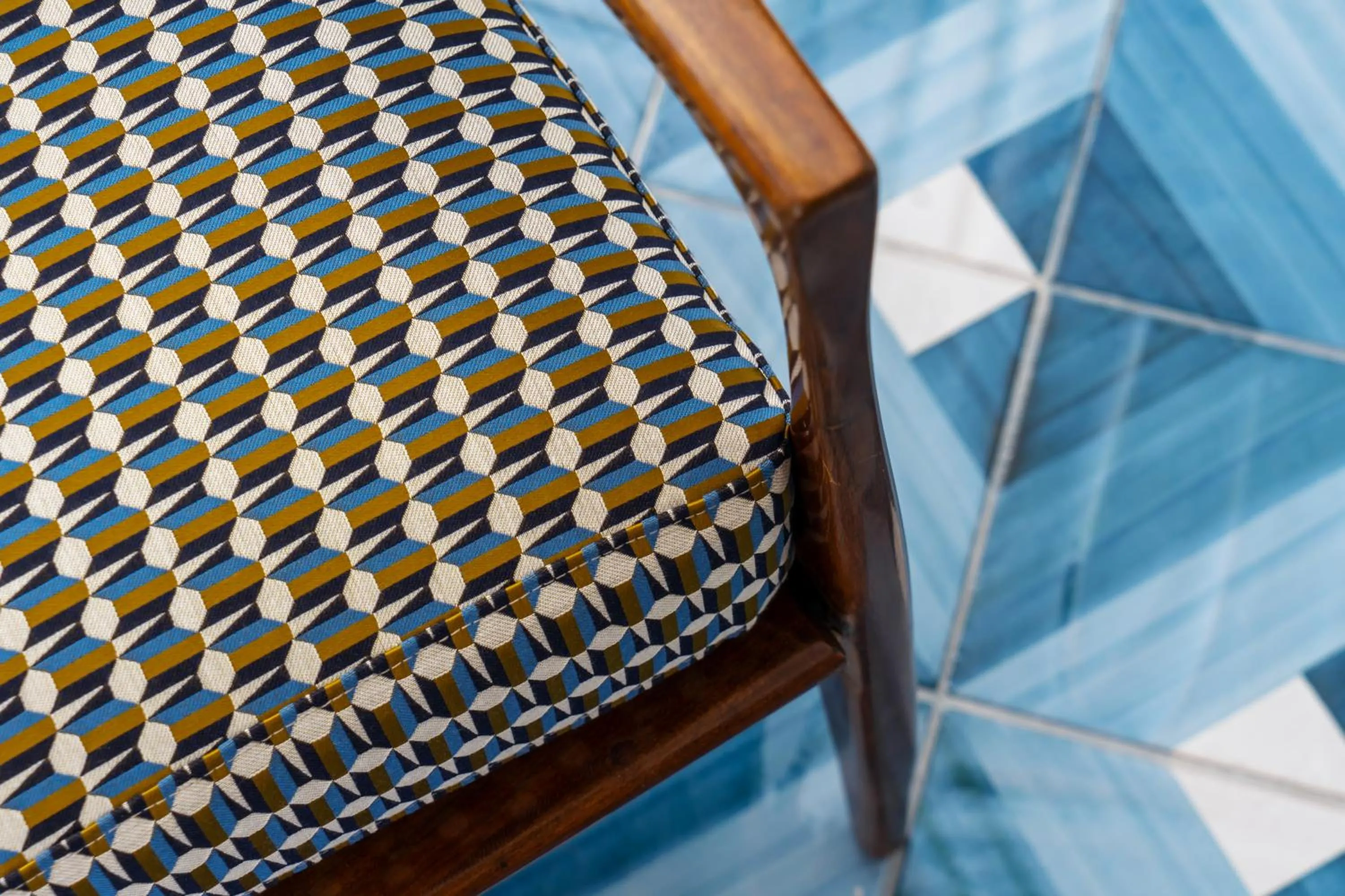 Decorative detail in Borgo Santandrea