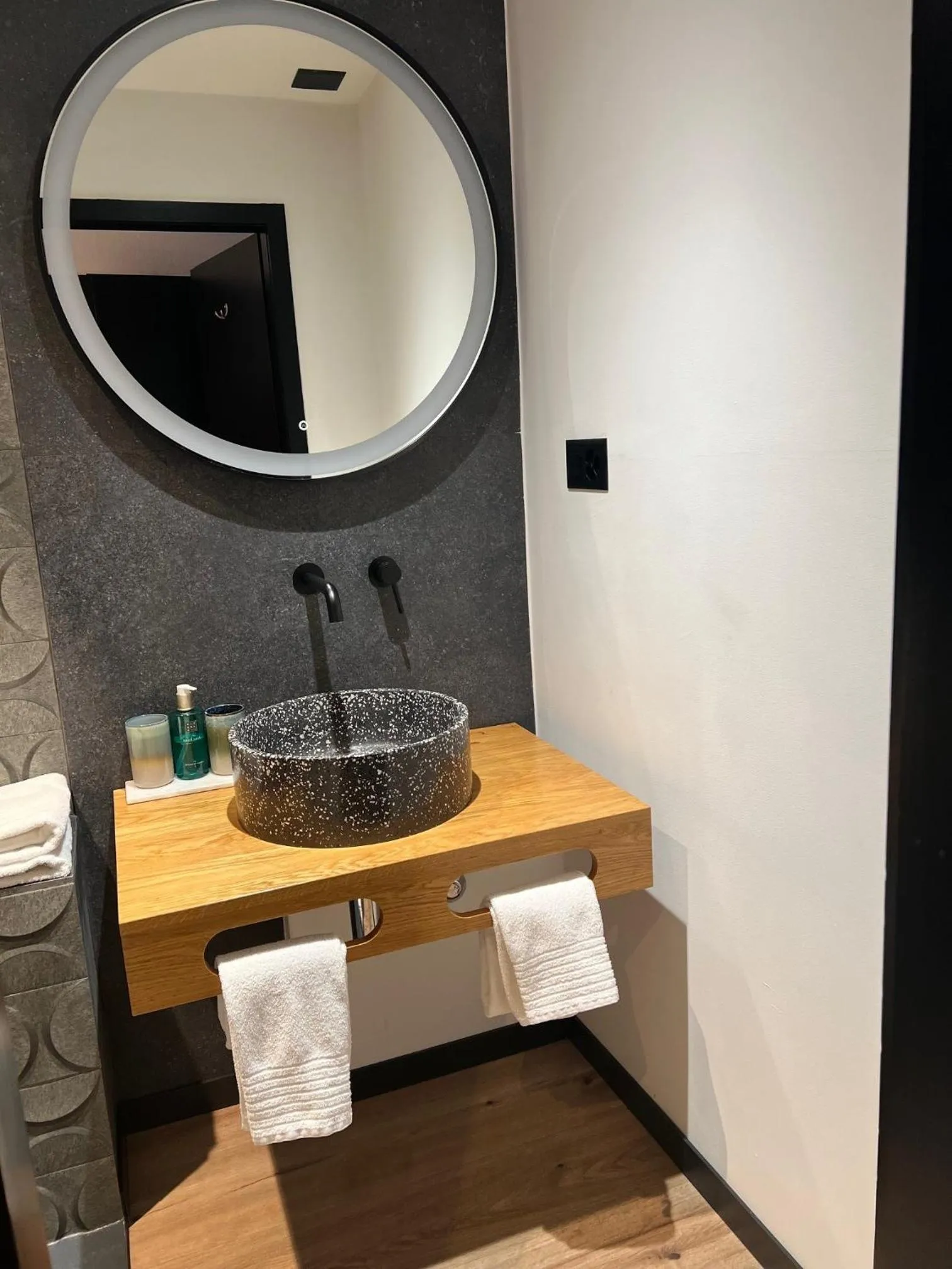 Bathroom in Hotel Rheingerbe