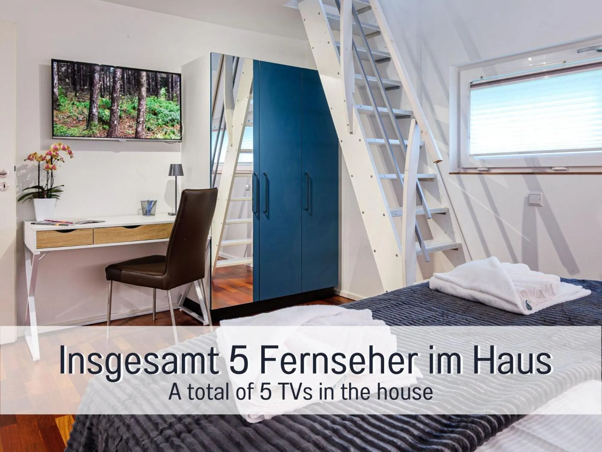Bedroom in Dieboldsberg: Sauna | Whirlpool | Kamin | Garten