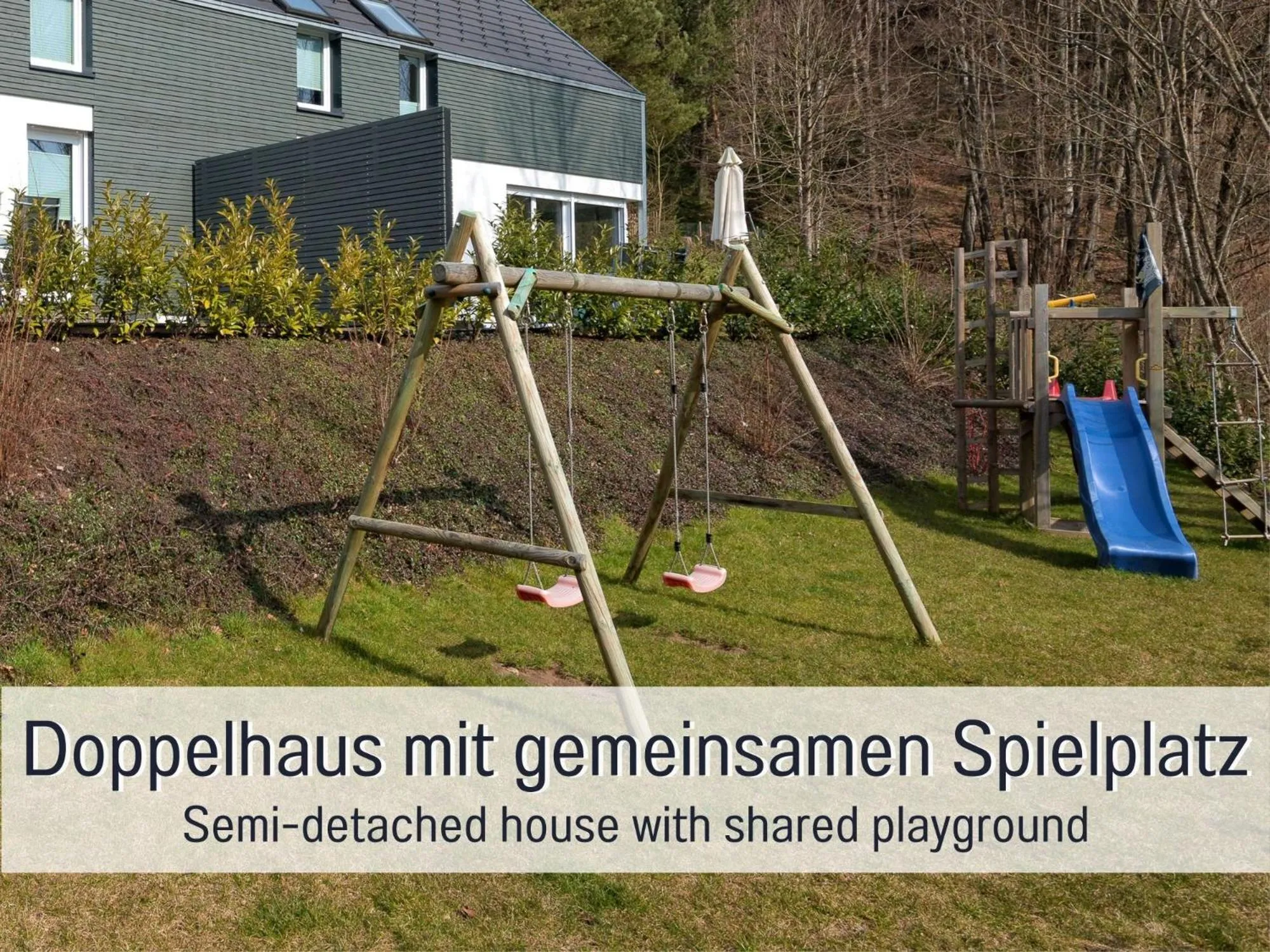 Children play ground in Dieboldsberg: Sauna | Whirlpool | Kamin | Garten