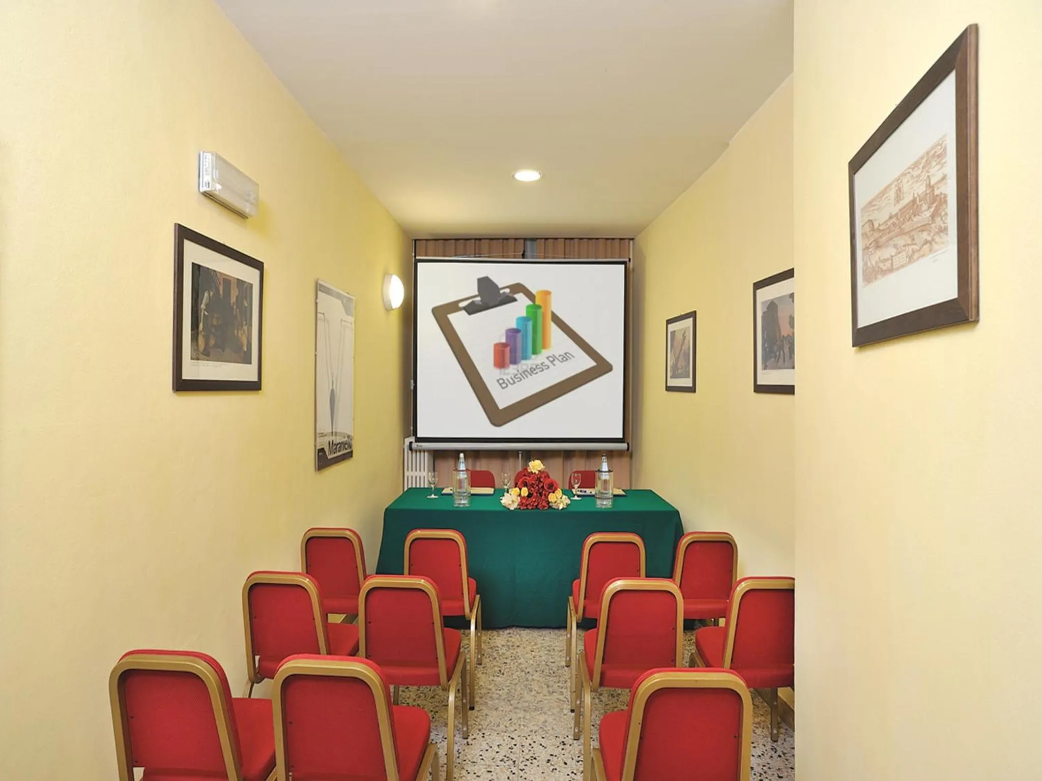 Business facilities in Albergo San Domenico