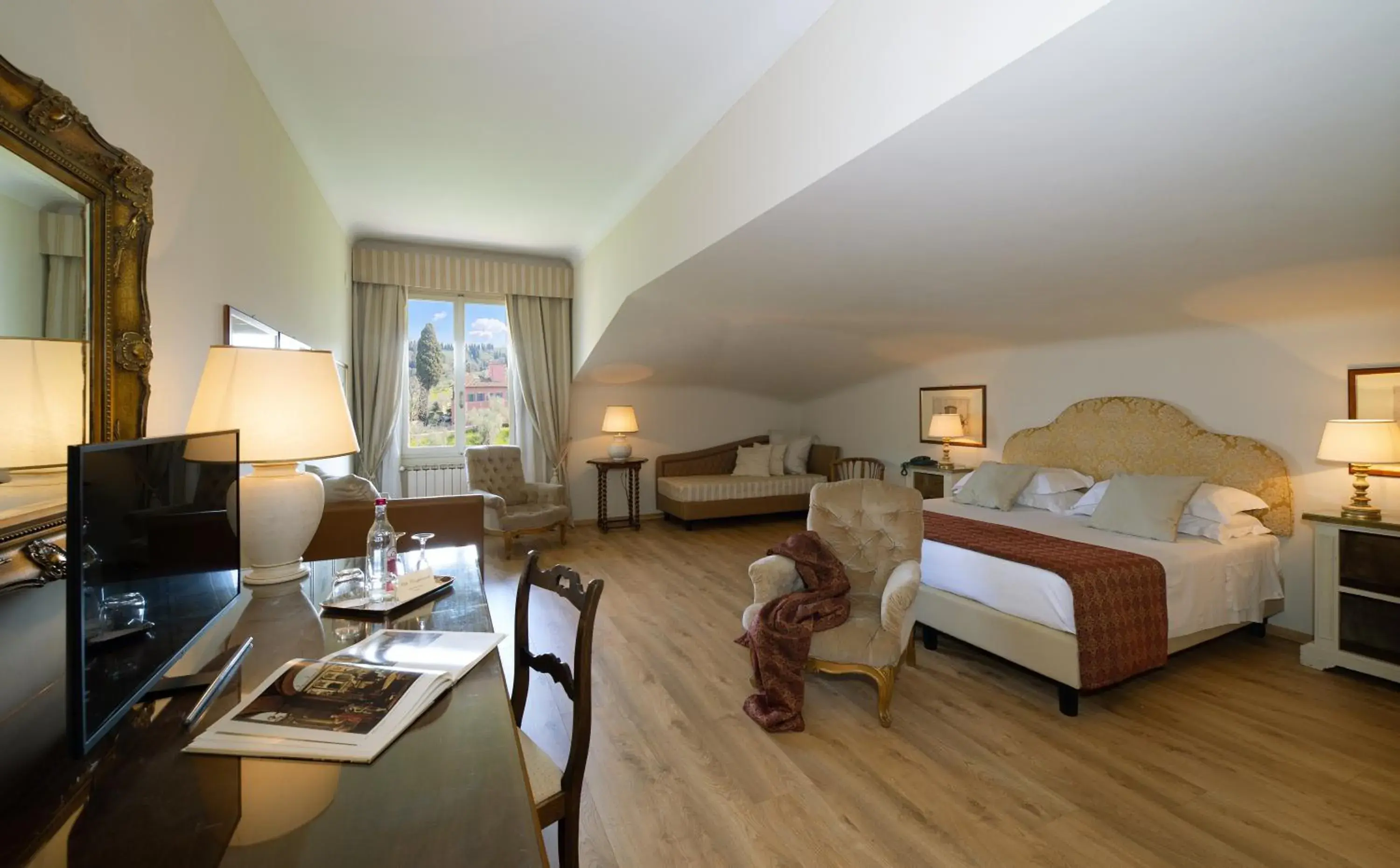 Quadruple Room in Park Palace Hotel Quadruple Room in Park Palace Hotel