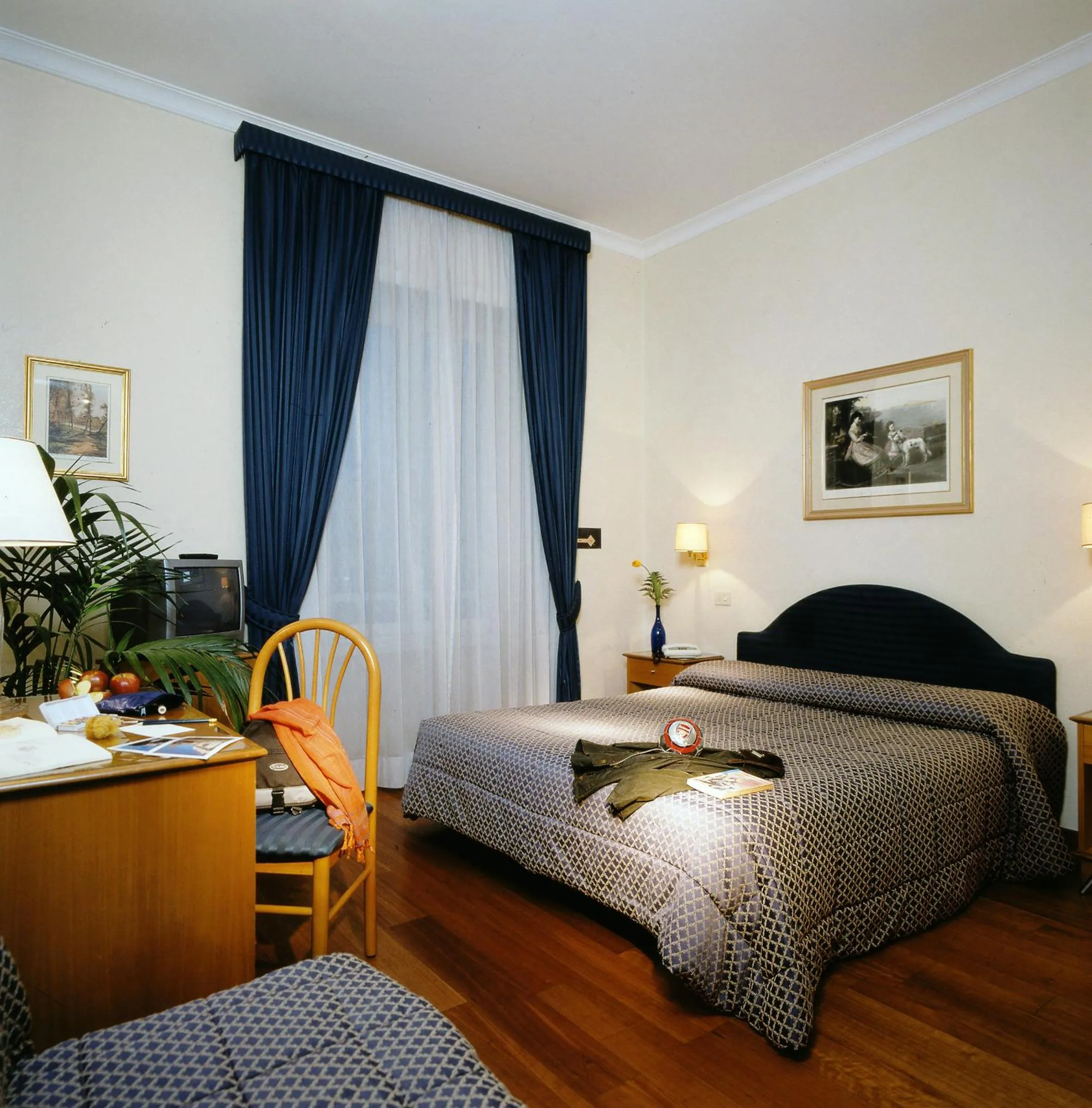 Bedroom, Bed in Hotel Piemonte