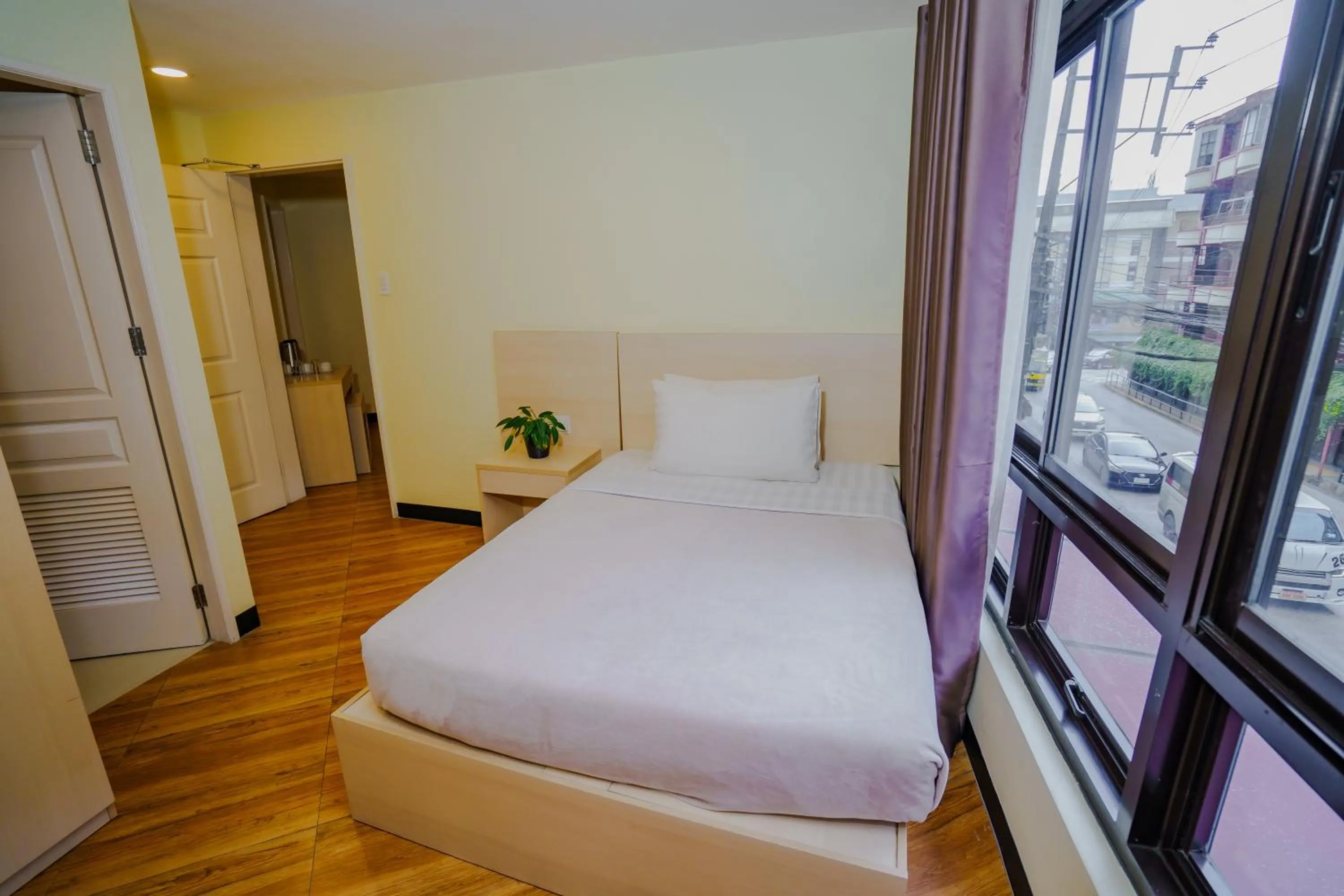 Bed in Olive Town Center and Hotel