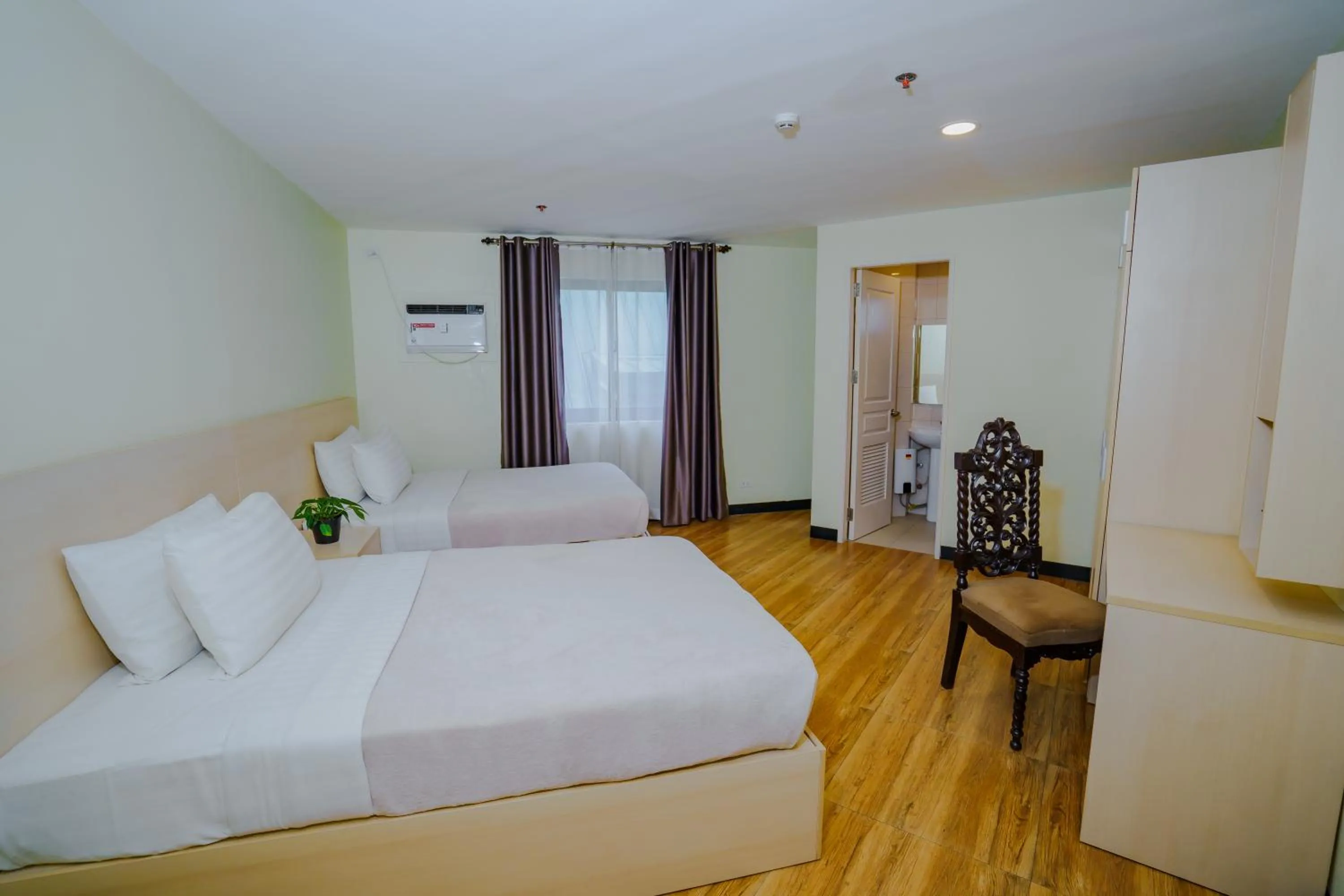 Bed in Olive Town Center and Hotel