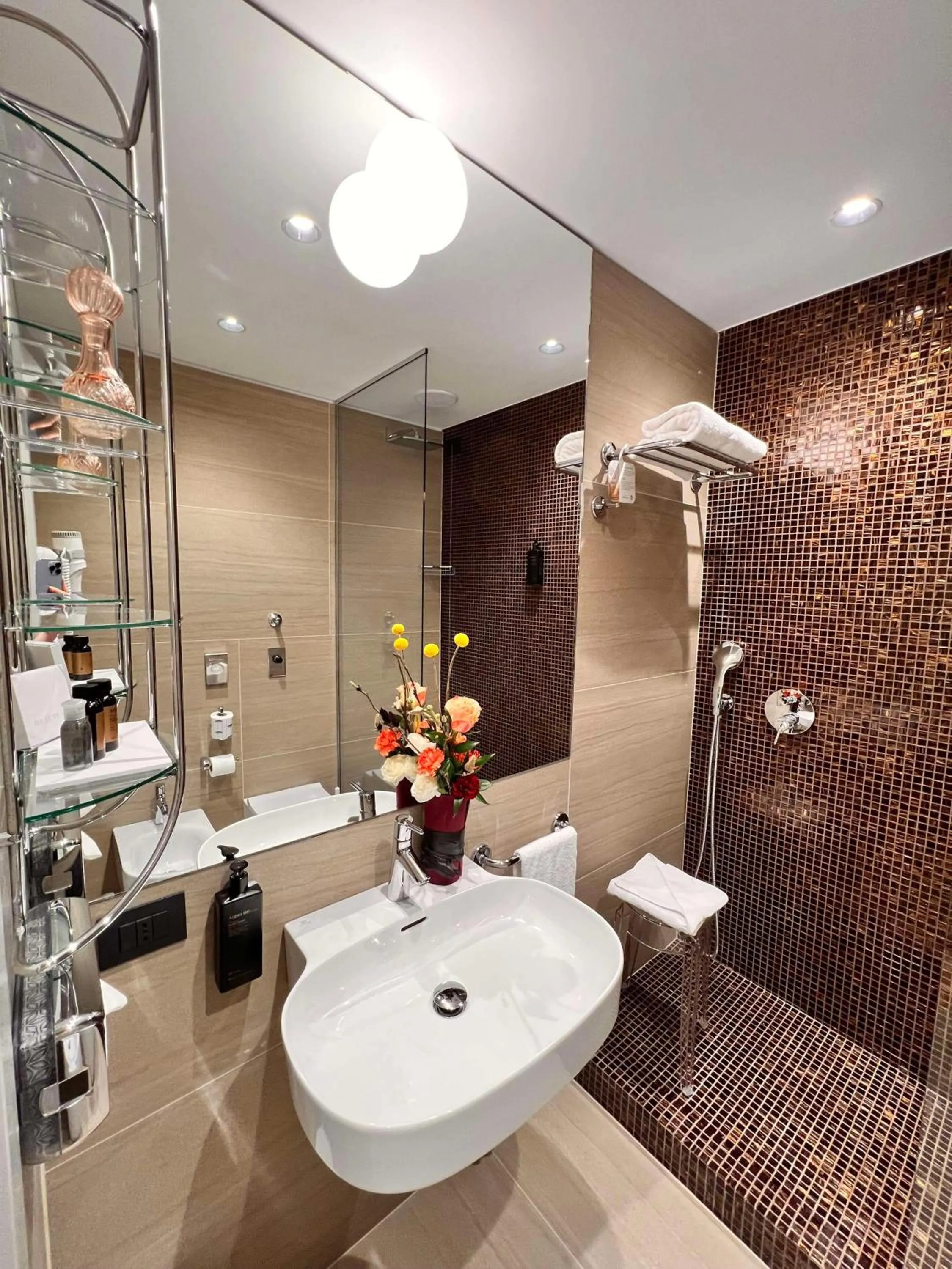 Bathroom in Best Western Hotel City