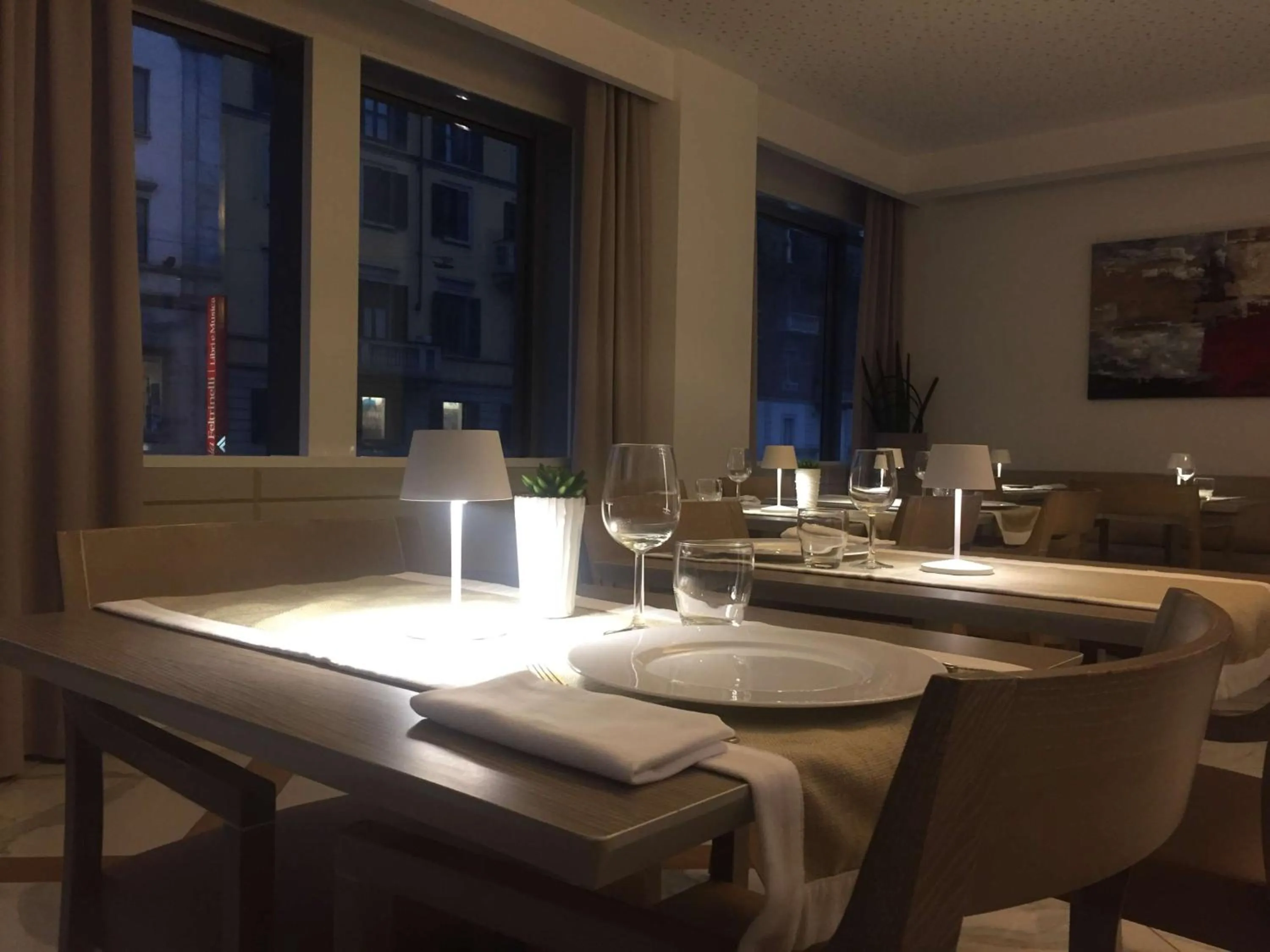 Restaurant/places to eat in Best Western Hotel City