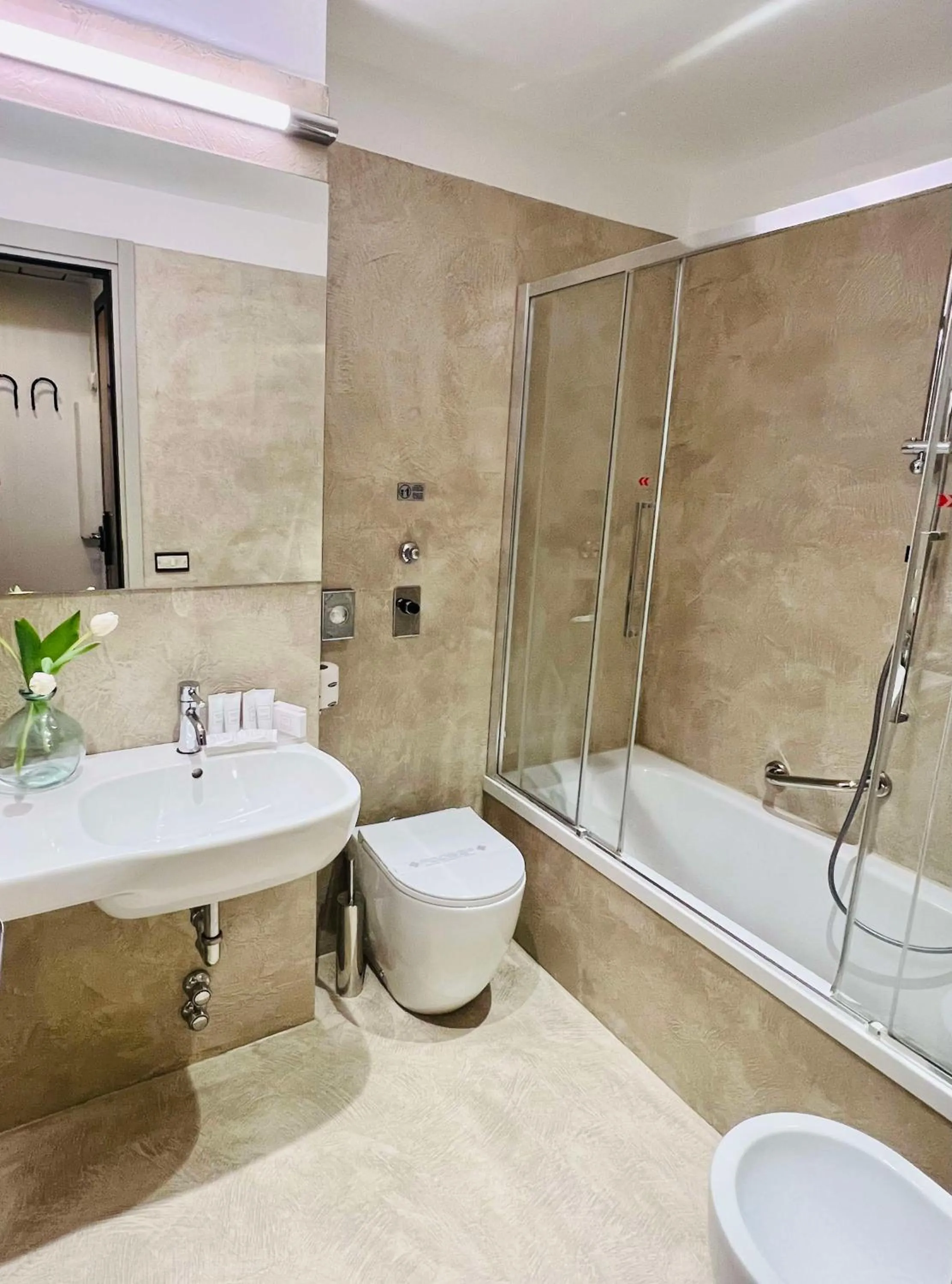 Bathroom in Best Western Hotel City