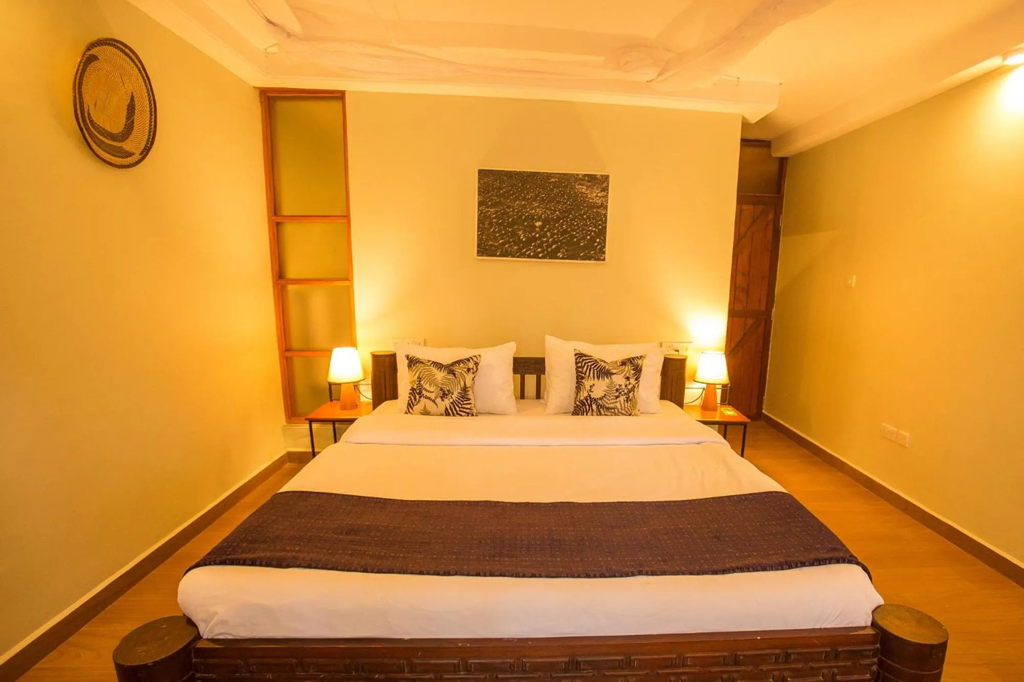 Amani Safari Lodge and Restaurant