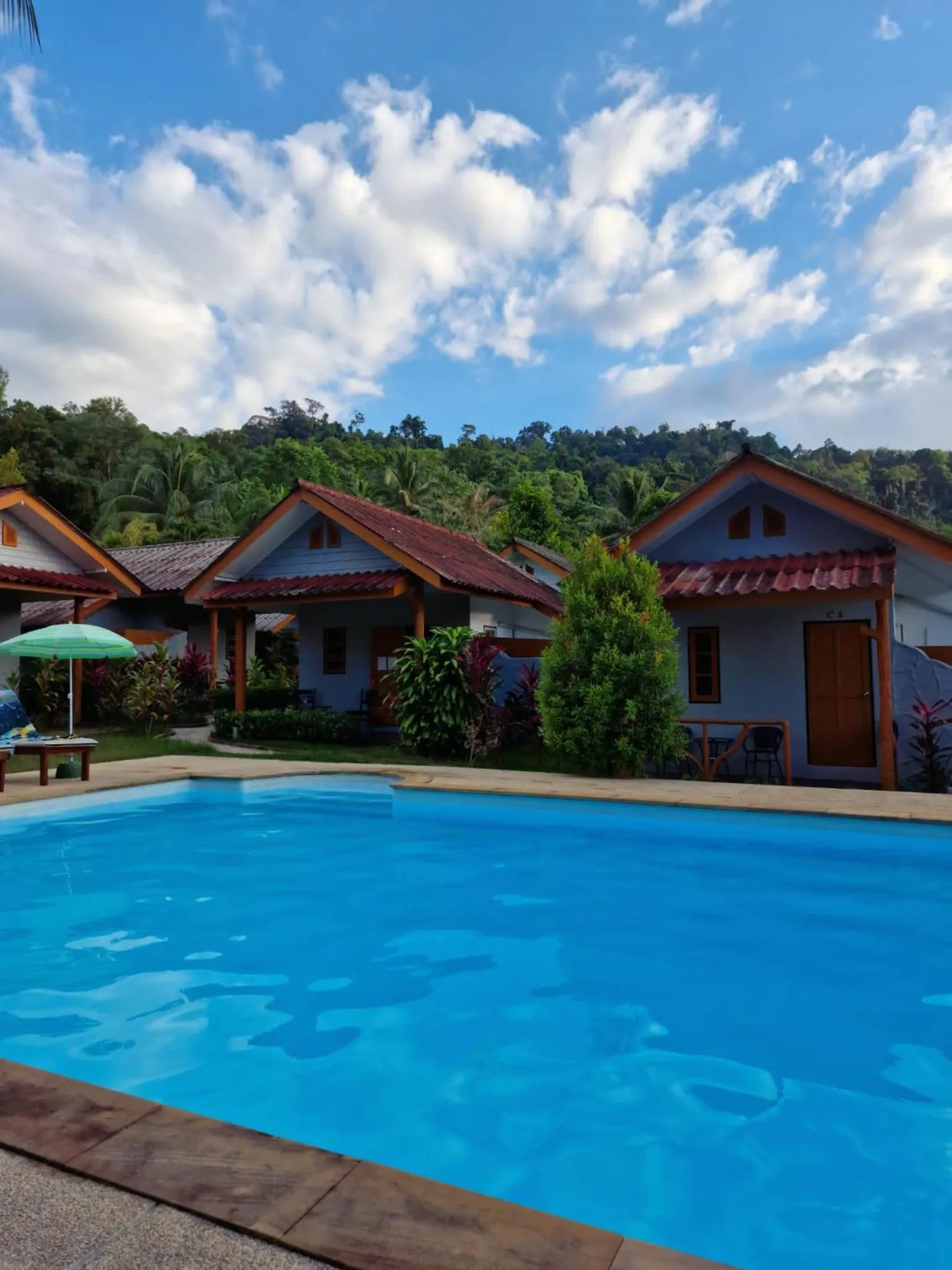 Pool view in Khaolak Banana Bungalow