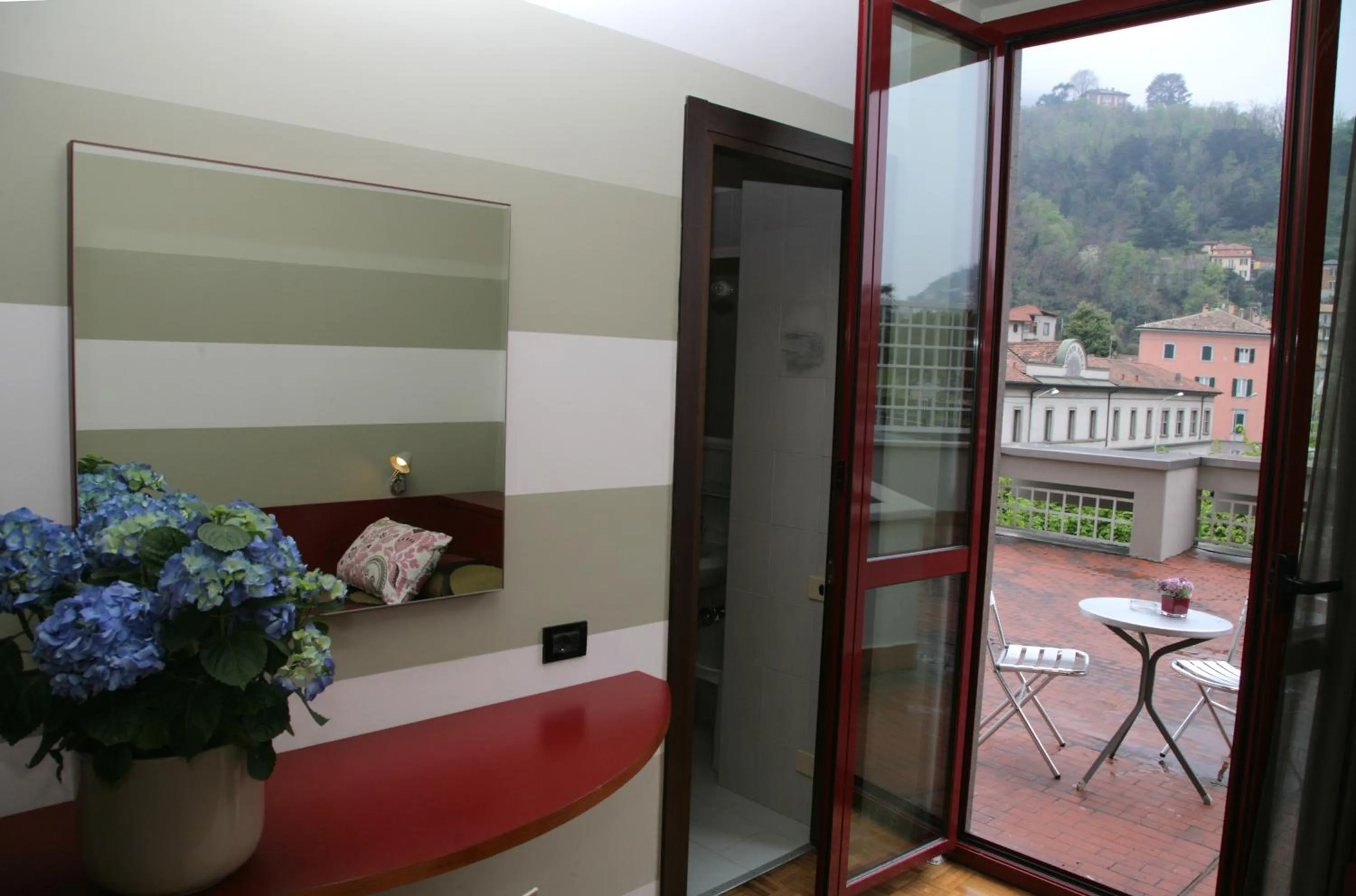 Patio in Park Hotel Meublé