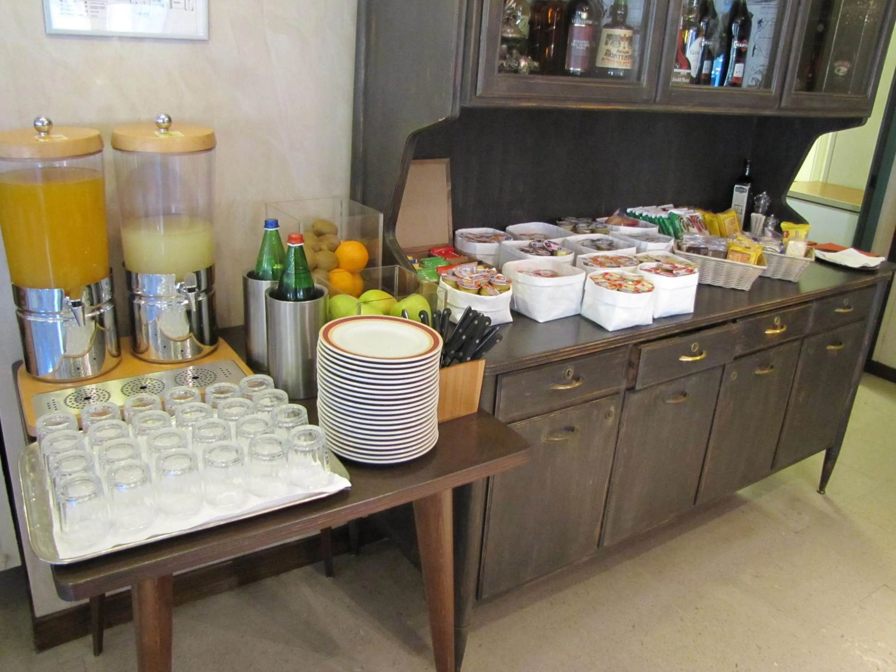 Food in Park Hotel Meublé