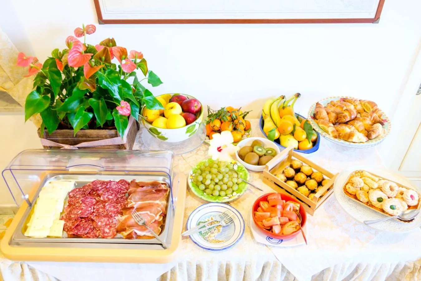 Breakfast in Hotel Villa Bellavista