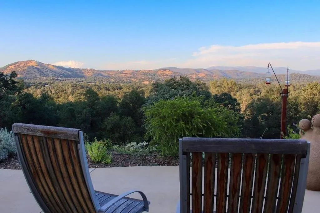 Nearby landmark in Sierra Ranch - A Yosemite Retreat