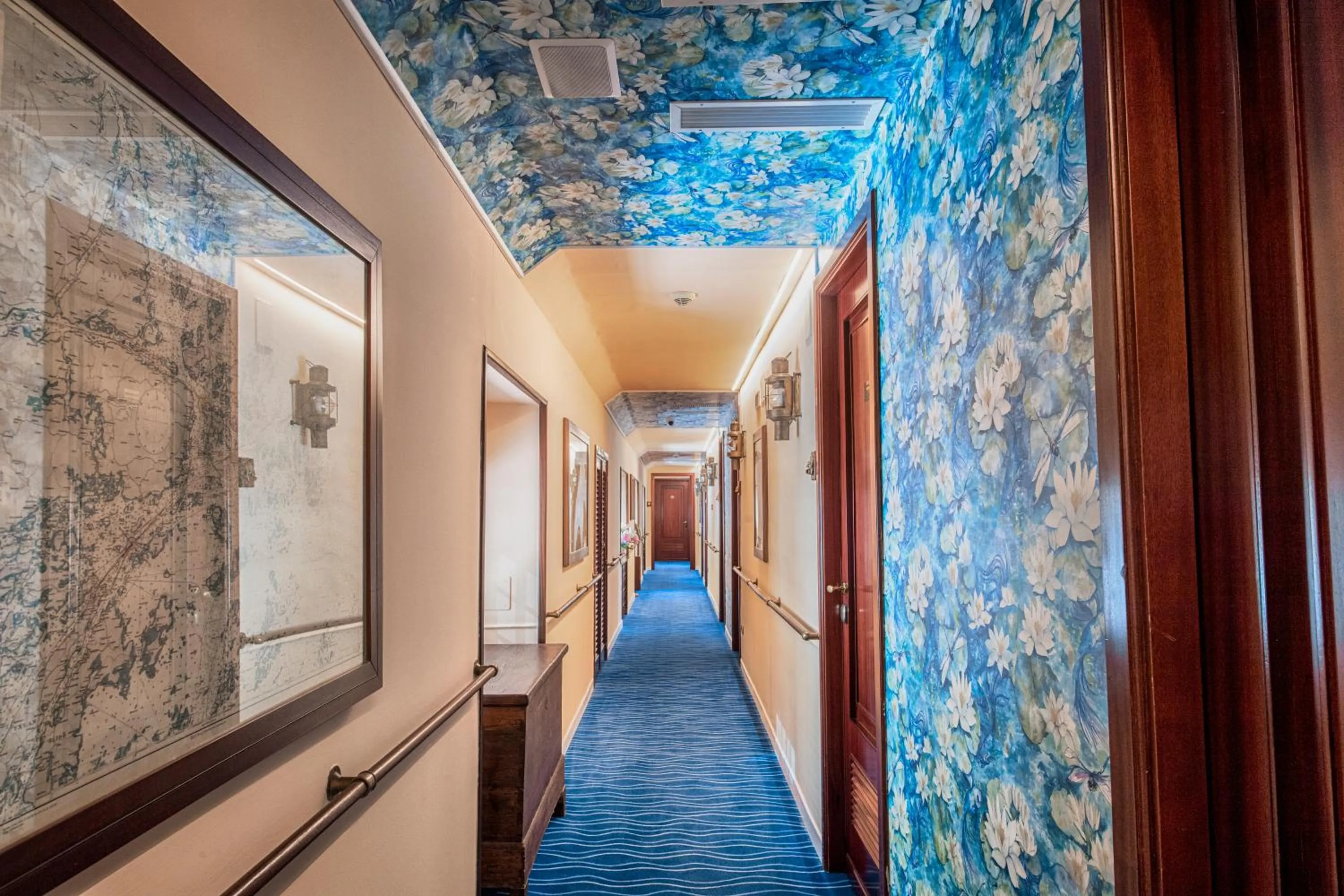 Inner courtyard view in Ravello Art Hotel Marmorata