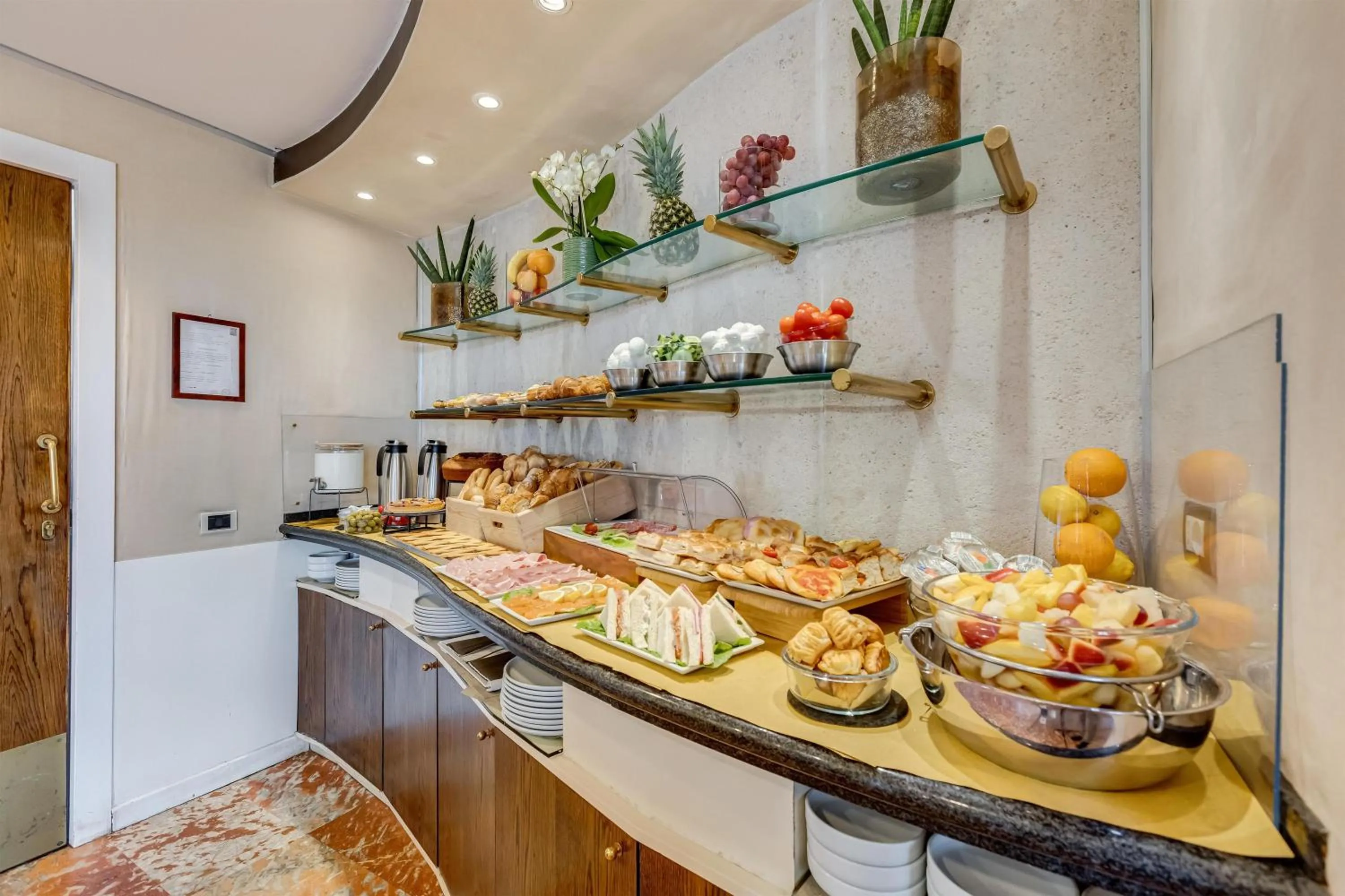 Restaurant/places to eat in Best Western Hotel Piccadilly