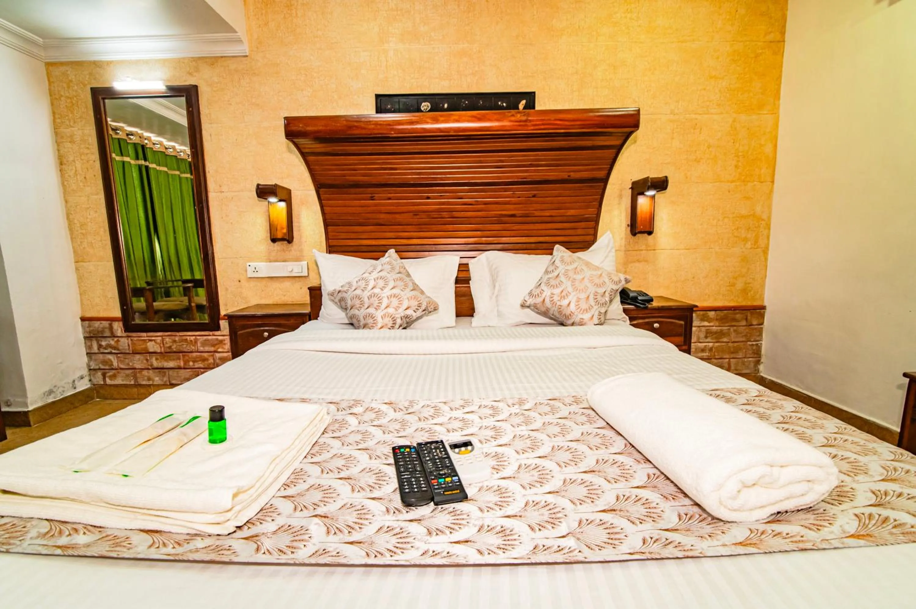 Bed in Hotel Mart View