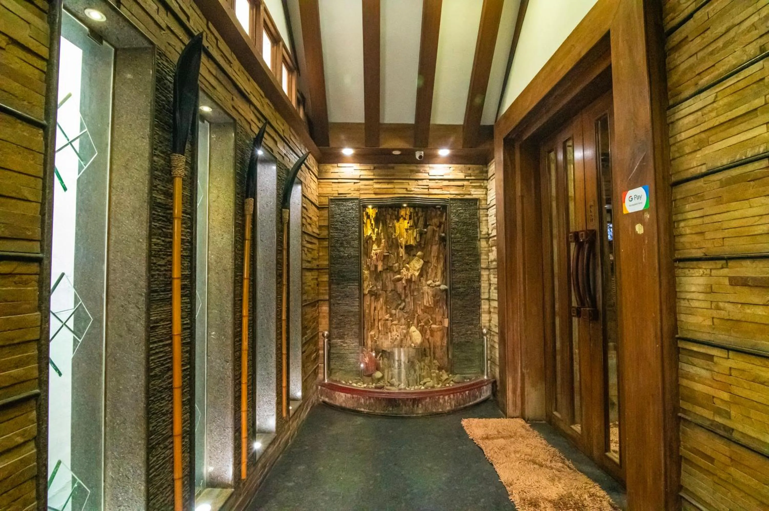 Facade/entrance in Hotel Mart View