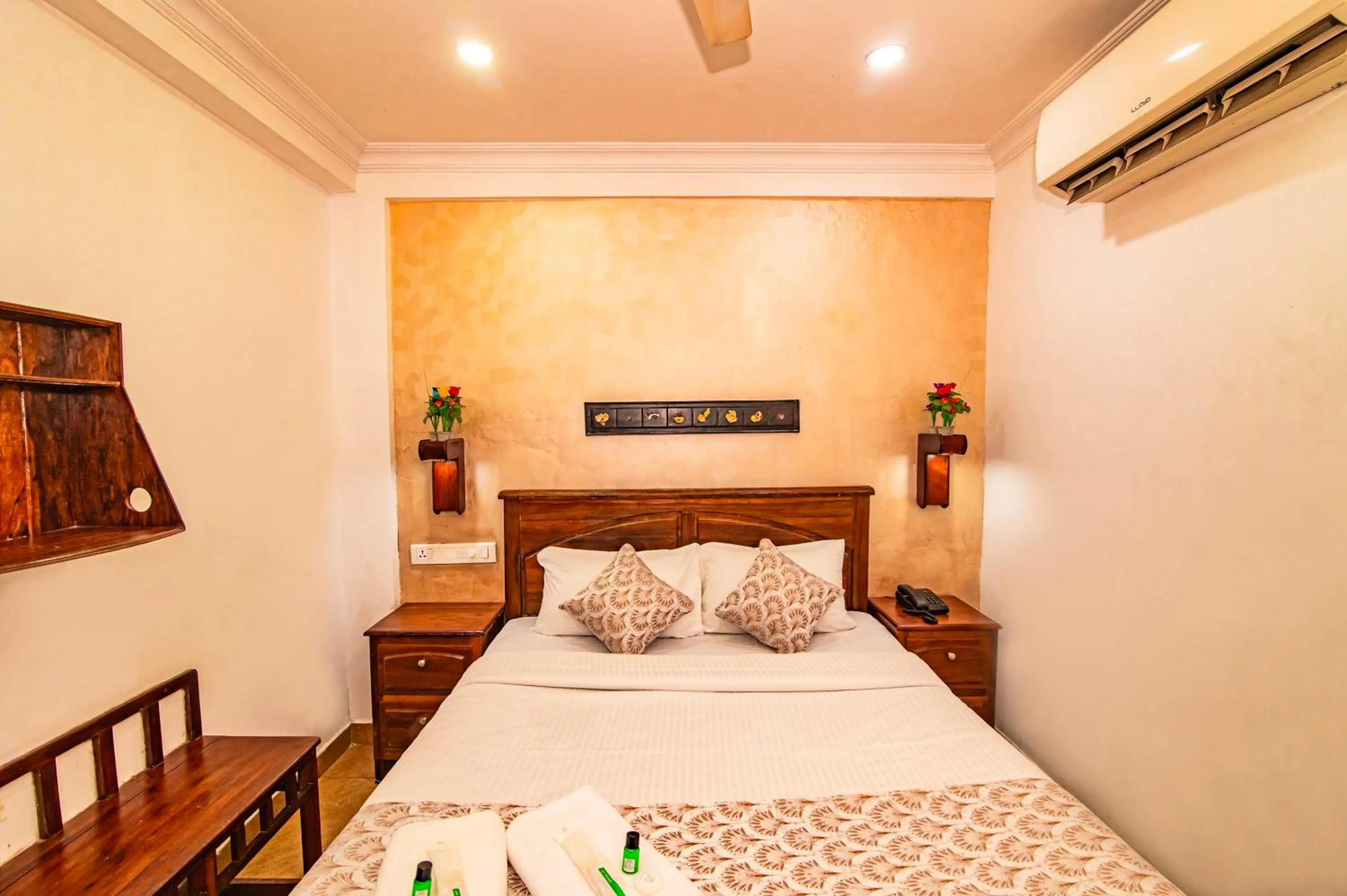 Bed in Hotel Mart View
