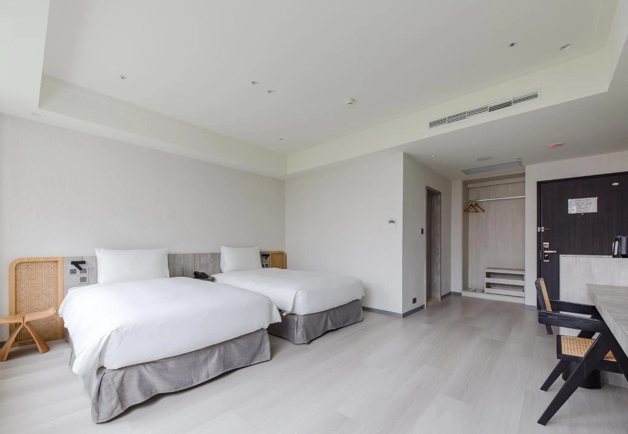 Bed in Dahu Park Hotel