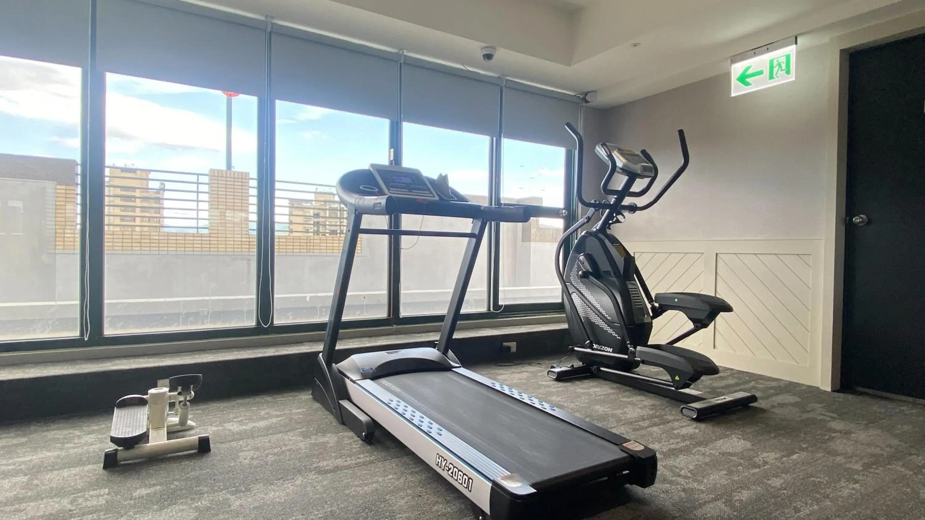 Fitness centre/facilities in Dahu Park Hotel