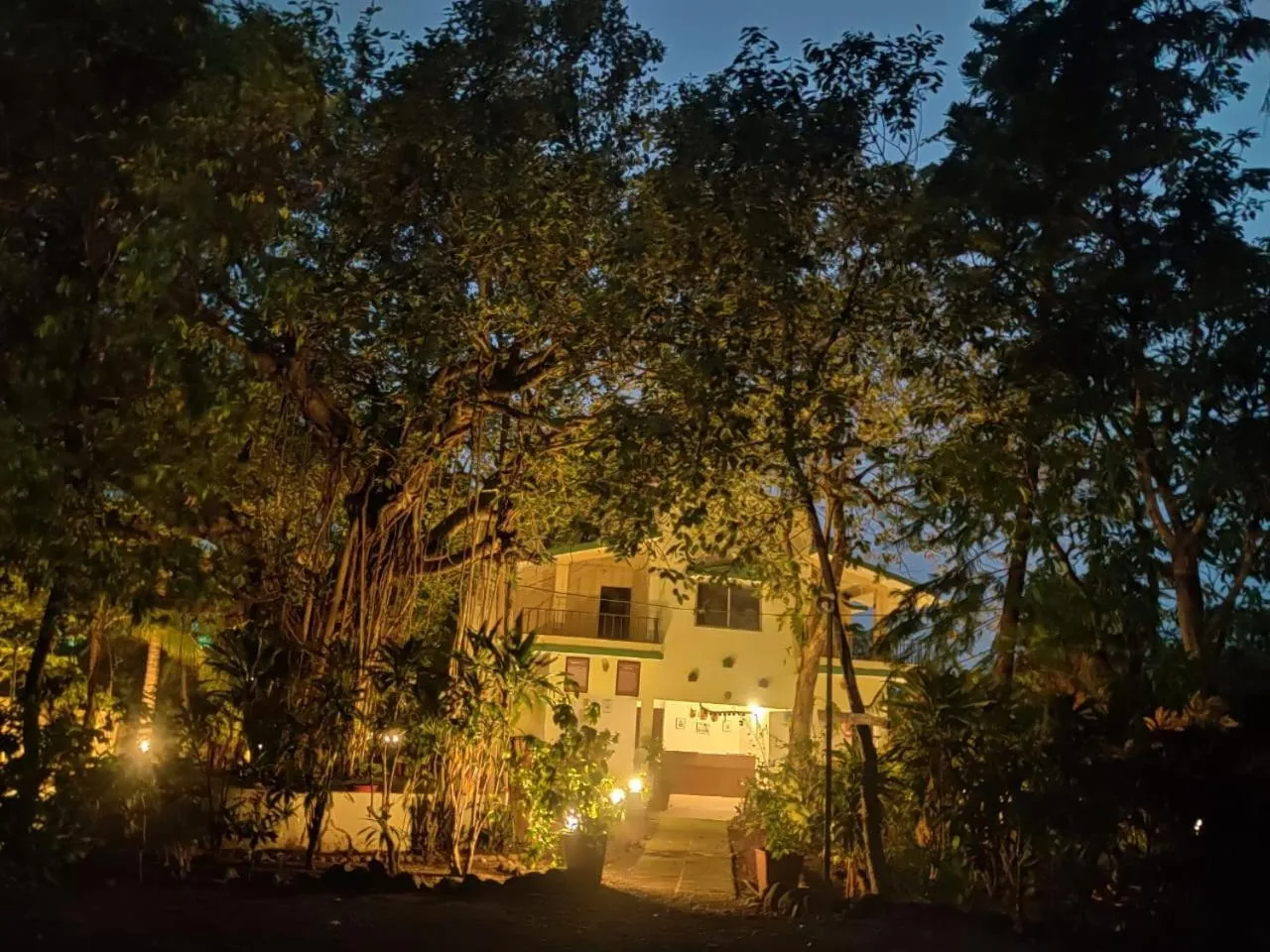 Facade/entrance in Gir Birding Lodge