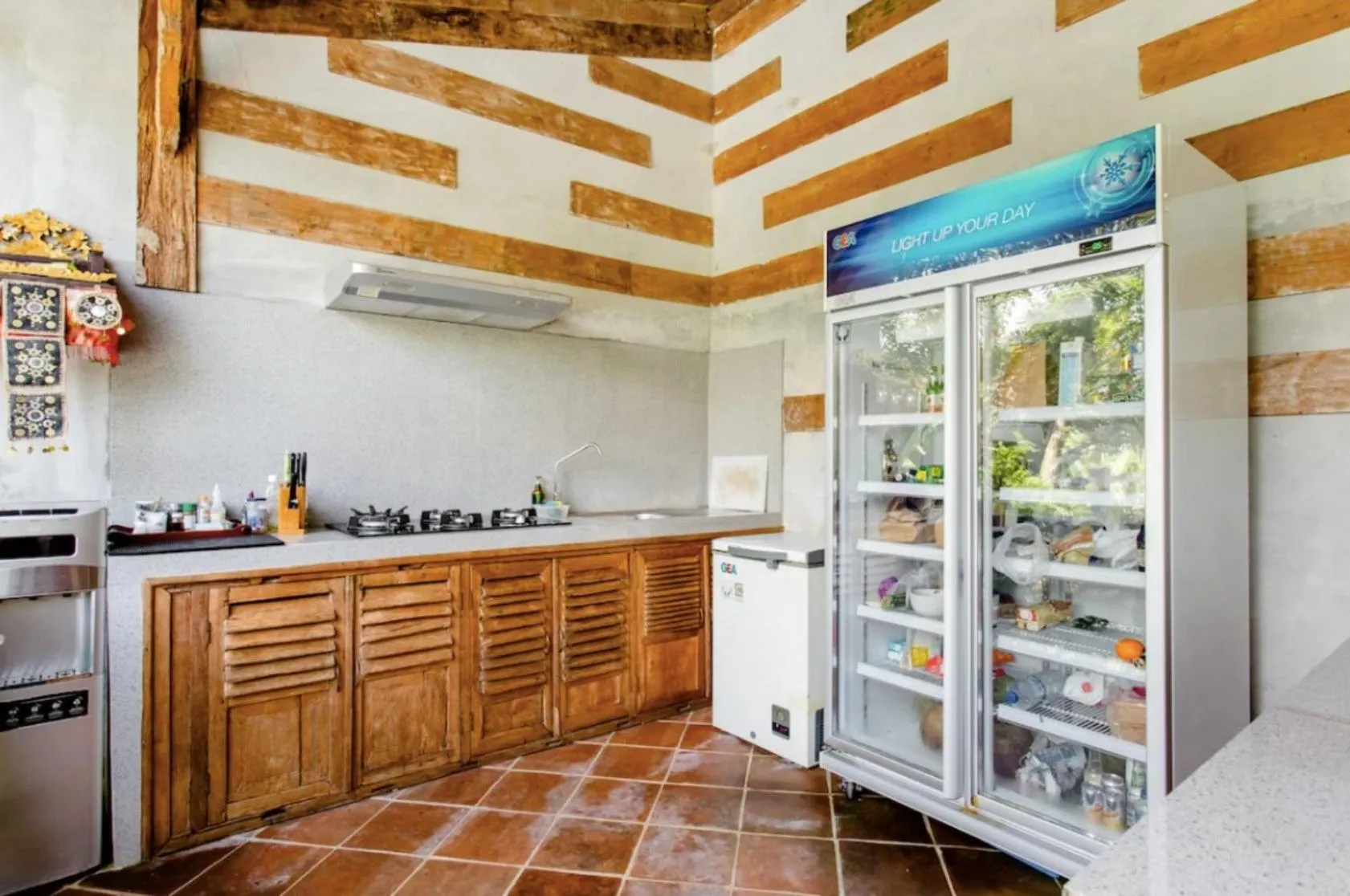 Communal kitchen in Bajalo Cottage Canggu - Adults only
