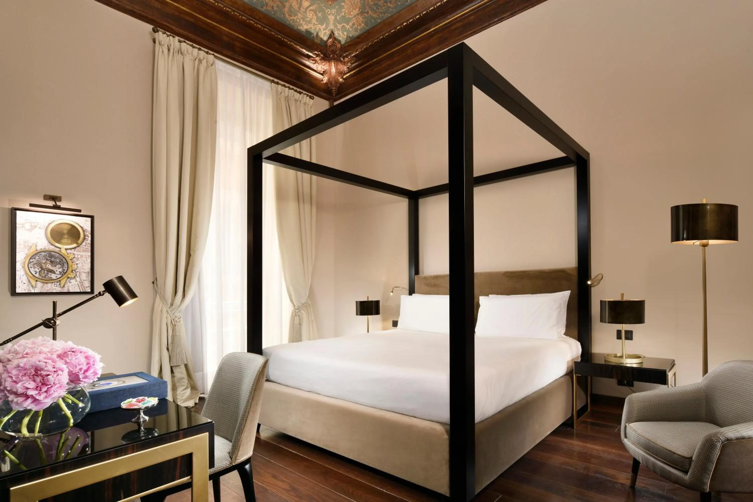Bedroom, Bed in Hotel L'Orologio Roma - WTB Hotels