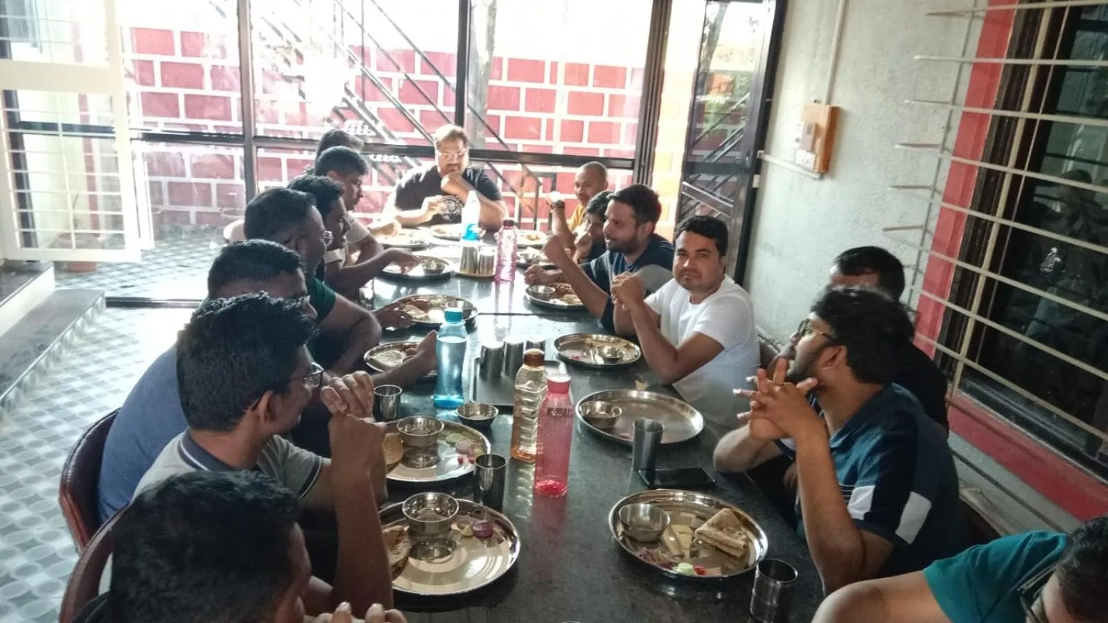 Restaurant/places to eat in Hilltop Resort and Glamping Wai, Near Panchgani