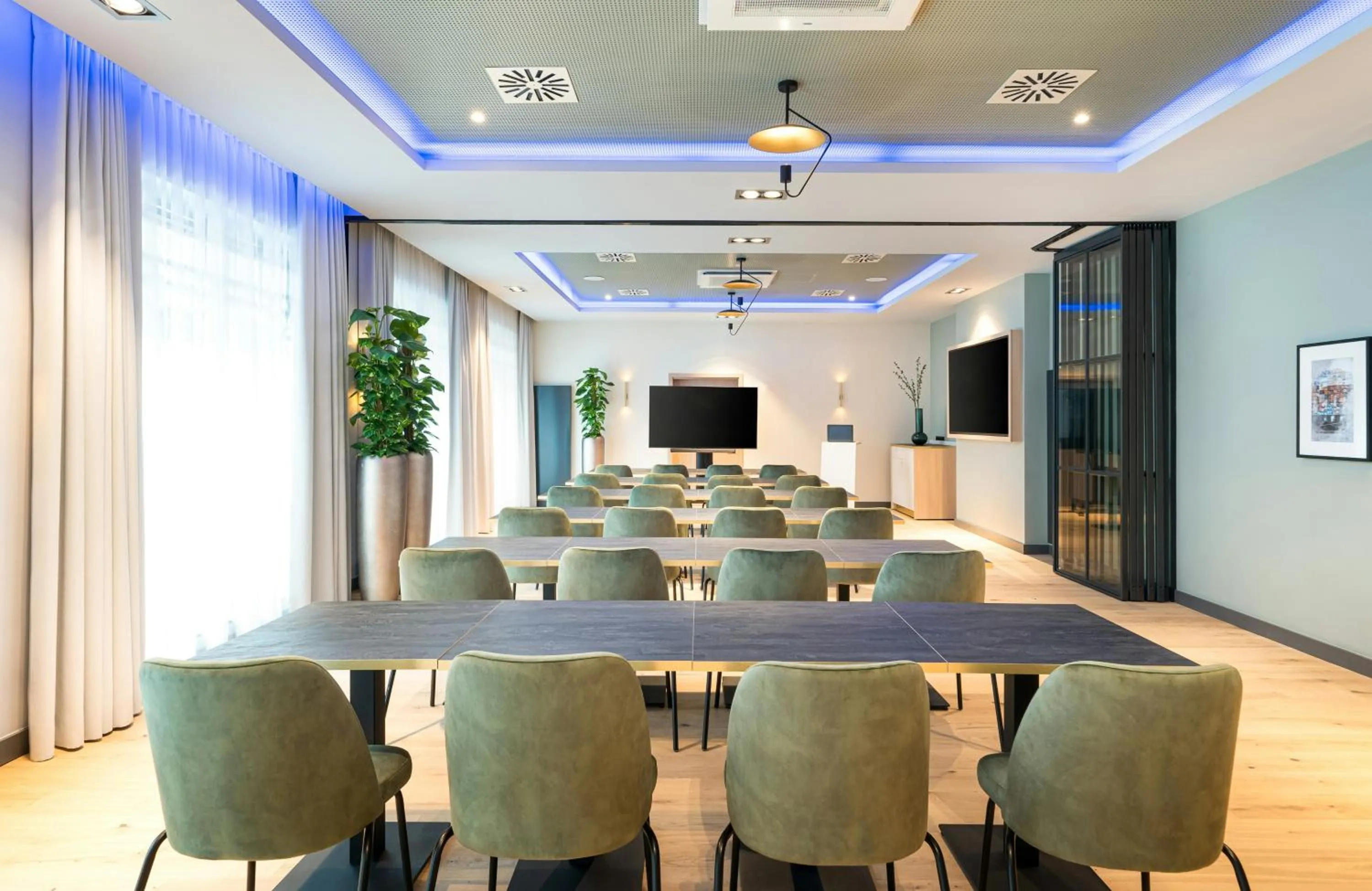 Meeting/conference room in Leonardo Hotel Hamburg Altona